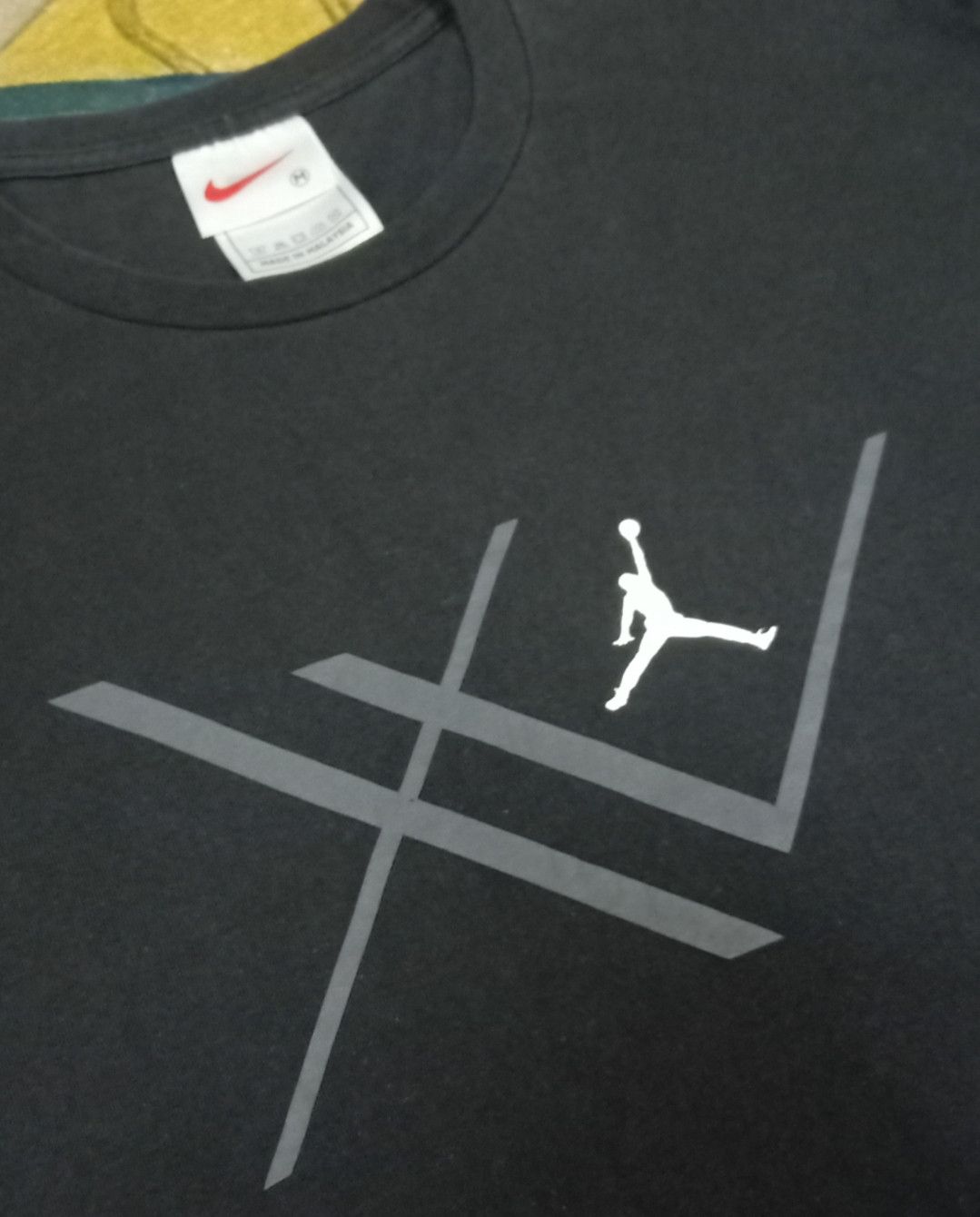 Jordan Brand × Nike × Vintage Vintage NIKE Jordan T-shirt Size US M / EU 48-50 / 2 - 8 Thumbnail