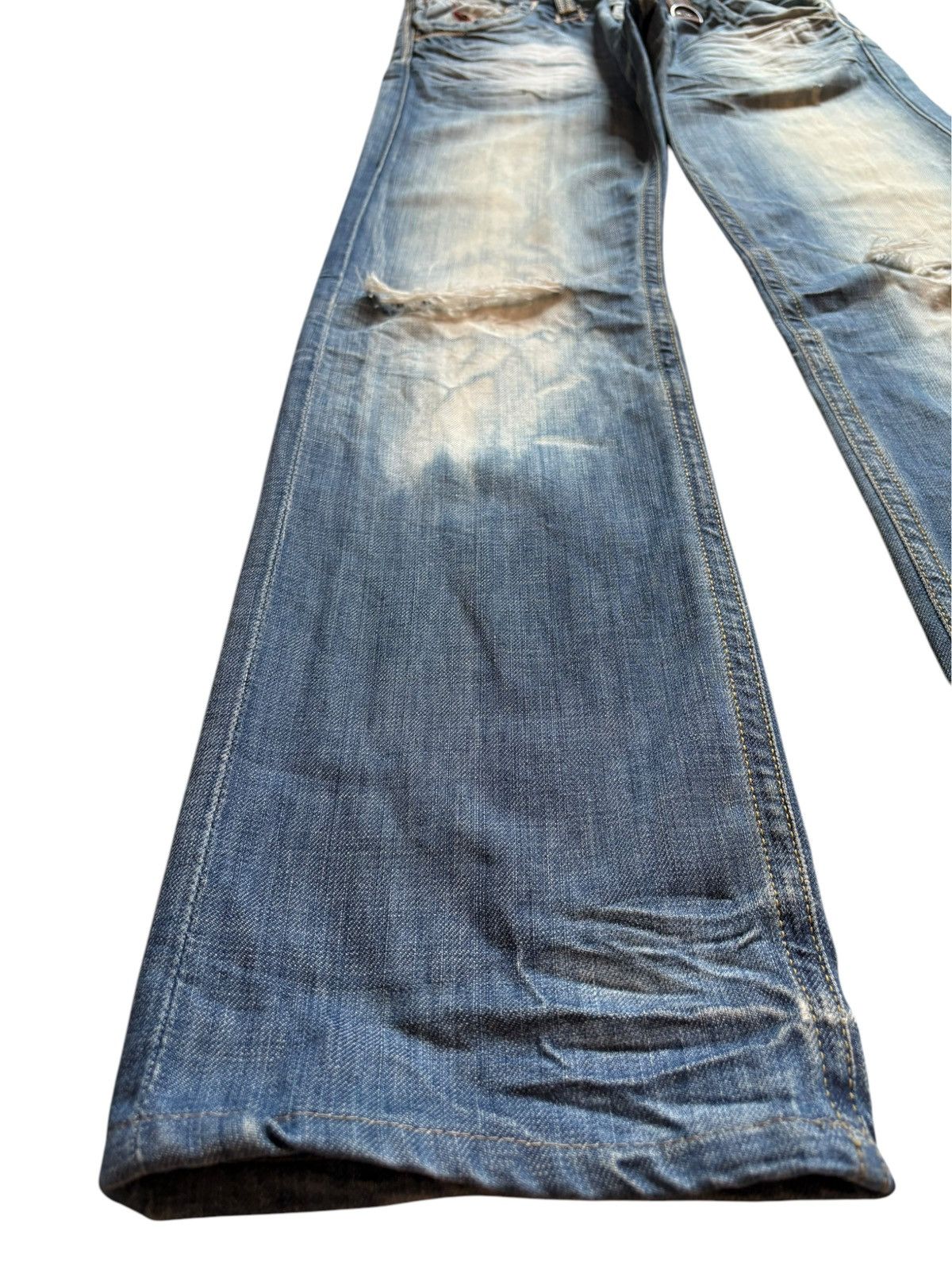 Japanese Brand Vintage Japanese Brand Bleached Acid Wash Ripped Baggy Jeans Size US 31 - 6 Thumbnail