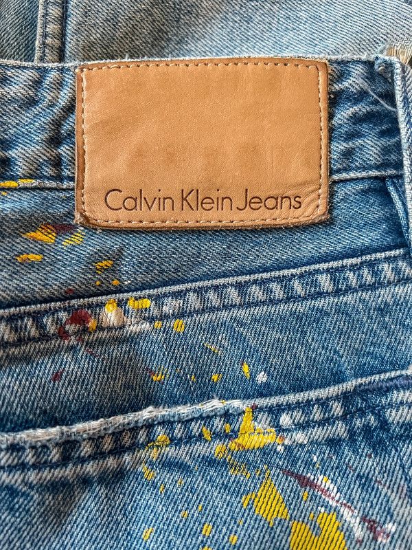 Calvin Klein Calvin Klein splatter jeans 31x32 Size US 31 - 4 Thumbnail
