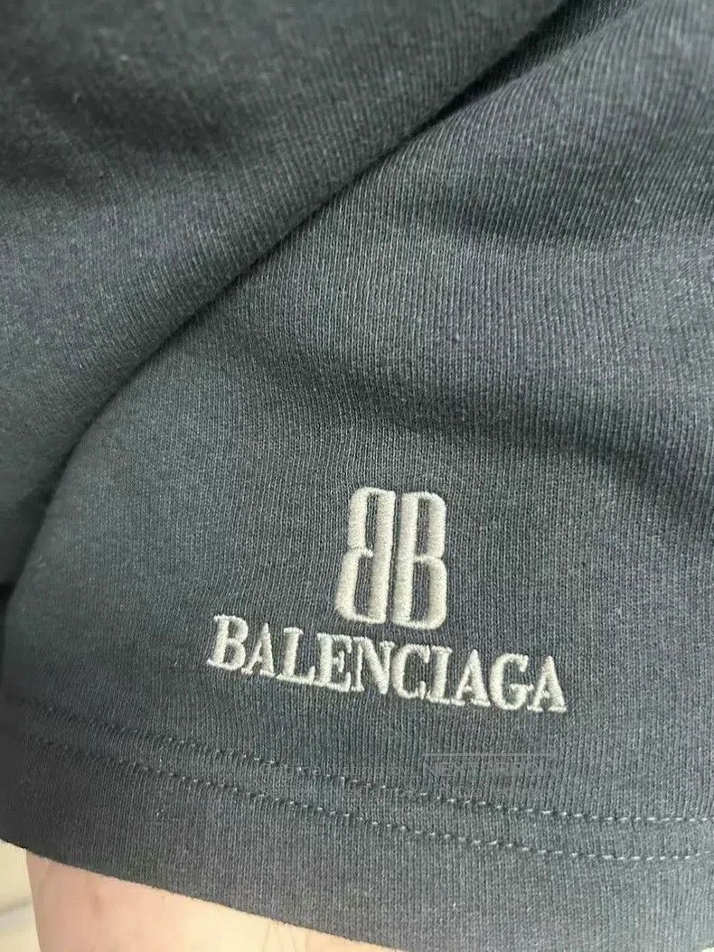Balenciaga Balenciaga size S Embroidered Logo BB Letter Shorts Size US 27 - 3 Thumbnail