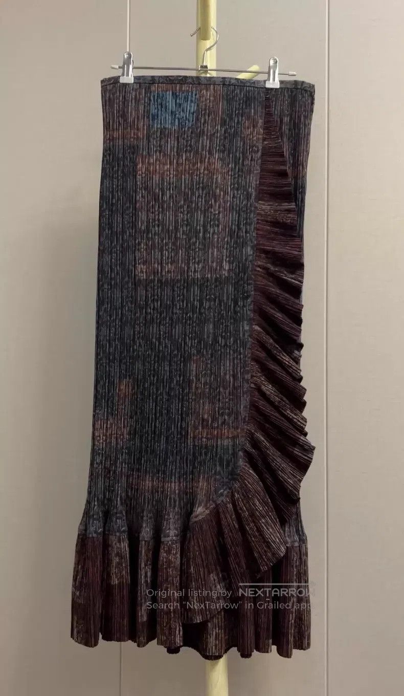 Other Issey Miyake SIZE:3 Ruffled Midi Skirt Size 22" - 1 Thumbnail