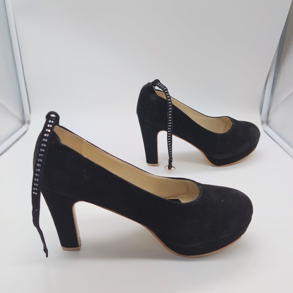 Designer Elegant Black Women's Heels with Bow Accents Velvet Sz 10 Size US 10 / IT 40 - 6 Thumbnail