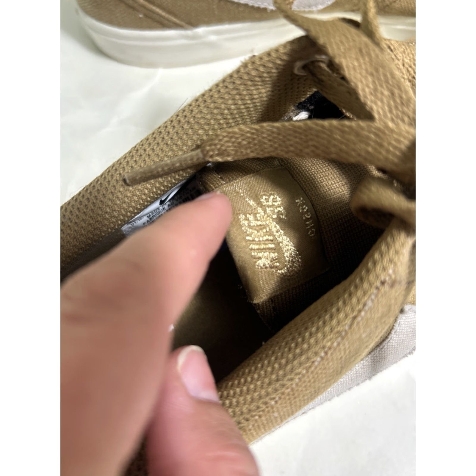 Nike RARE Nike SB Check Solar Golden Beige Canvas Premium Sneakers Sz 9 844493-211 Size US 9 / EU 42 - 7 Thumbnail