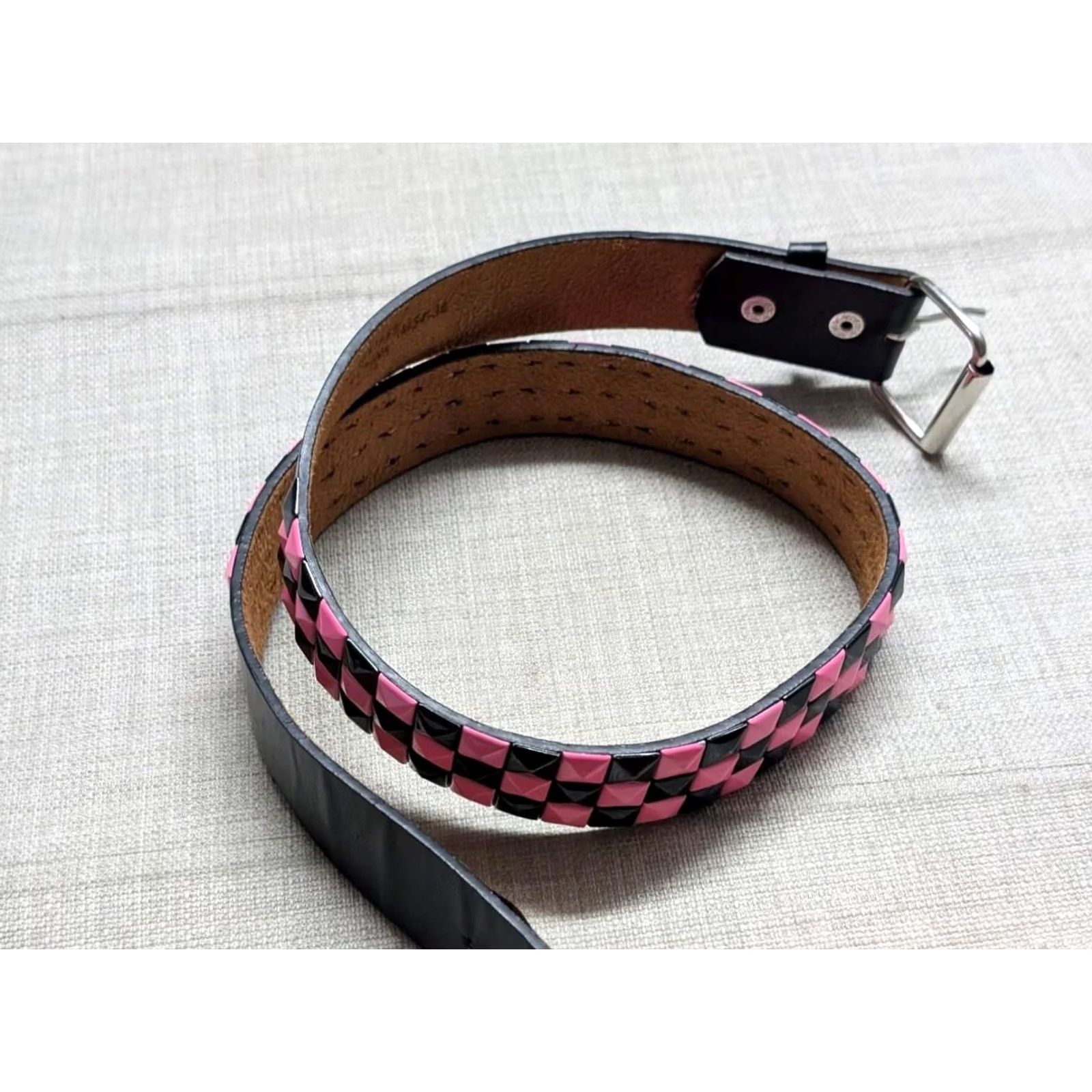 Hot Topic VINTAGE pink NIKEL? belt no Size 36 - 5 Thumbnail