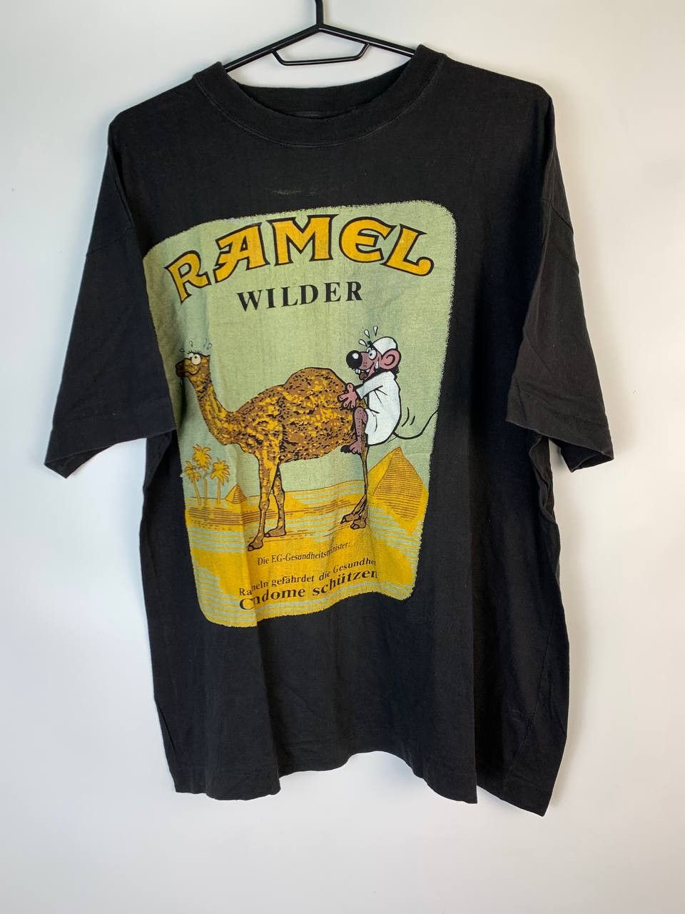 Camel Camel Ramel PornStar Crazy Vintage T-Shirt Size L Size US L / EU 52-54 / 3 - 1 Thumbnail