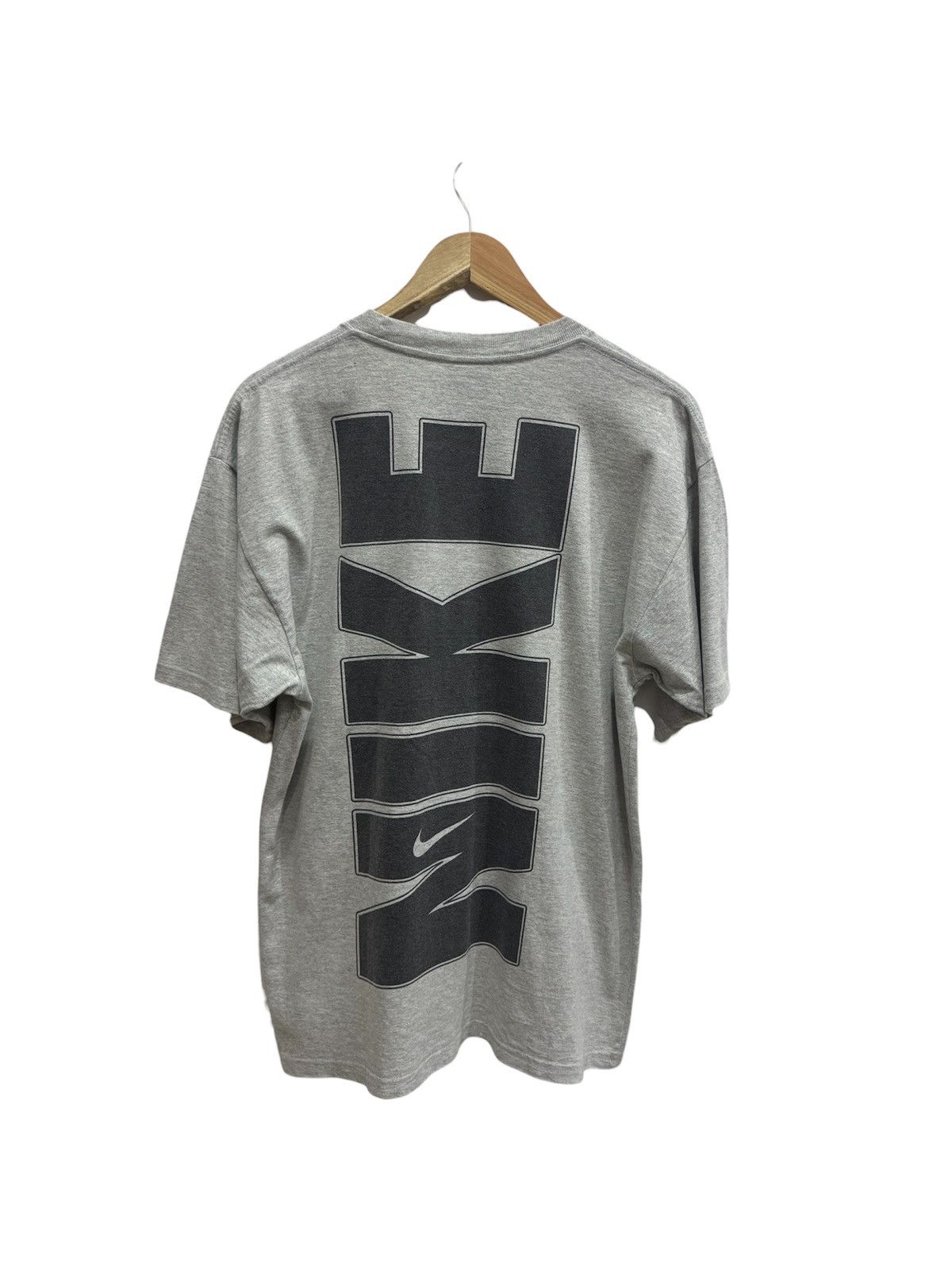 Nike Vintage 90’s Nike Big Logo With Center Swoosh Size US M / EU 48-50 / 2 - 4 Thumbnail