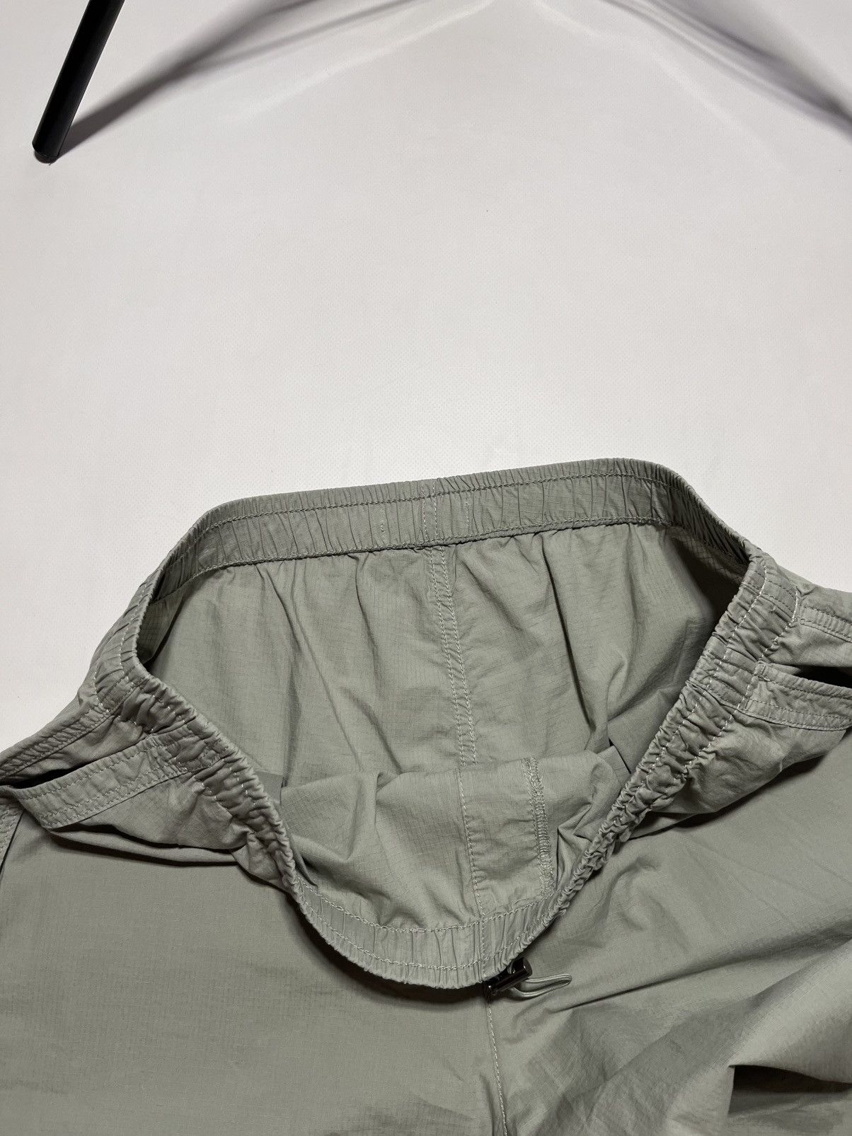 Japanese Brand Vintage Y2K nylon parachute pants streetwear Size US 34 / EU 50 - 2 Thumbnail
