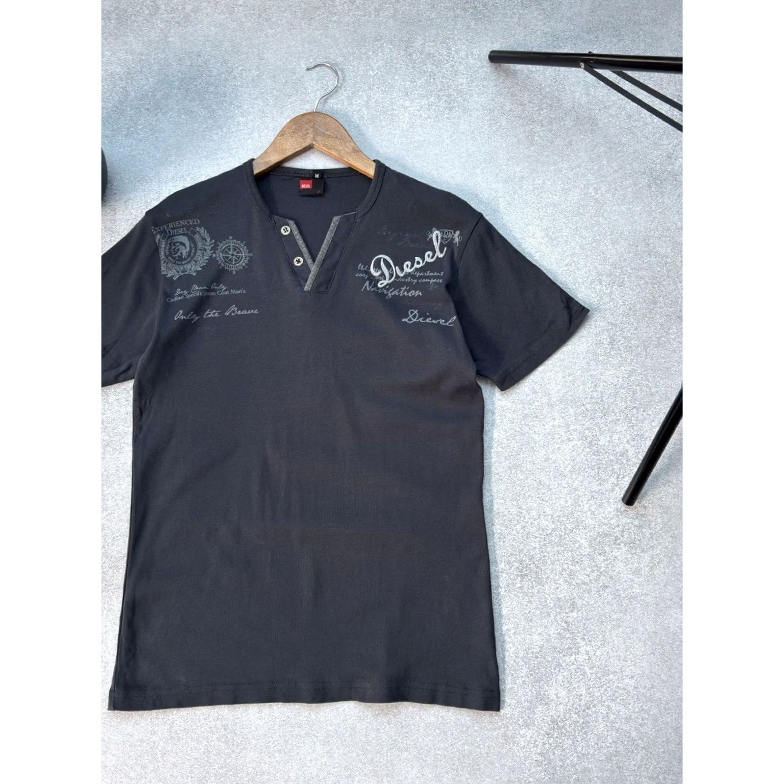 Diesel VINTAGE Diesel T-Shirt Shirt Mens Size M Gray Avant Garde 90s City Designer Retro Logo Size US M / EU 48-50 / 2 - 2 Thumbnail