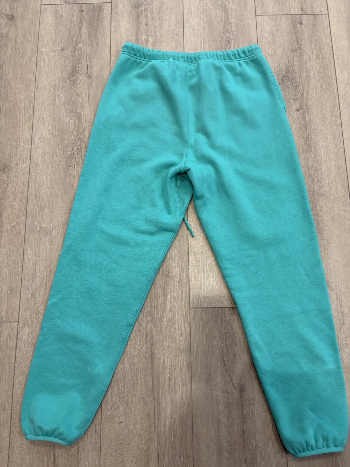 Essentials Fear Of God Essentials Sweatpants Mint Leaf Size US 34 / EU 50 - 5 Thumbnail