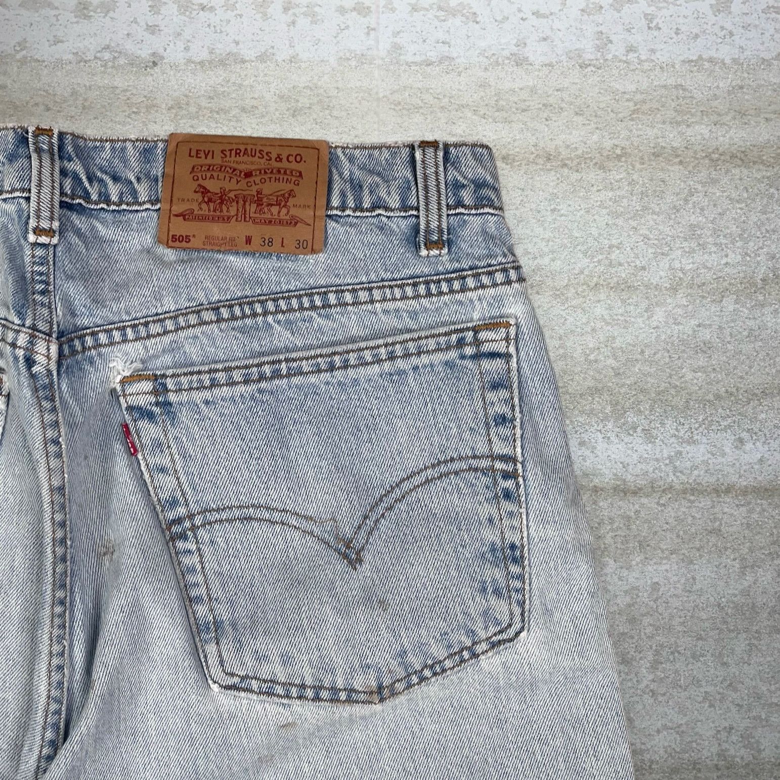 Levi's Vintage 90s Levis 505 Jeans 38x30 Straight Fit Light Wash Size US 38 / EU 54 - 3 Thumbnail