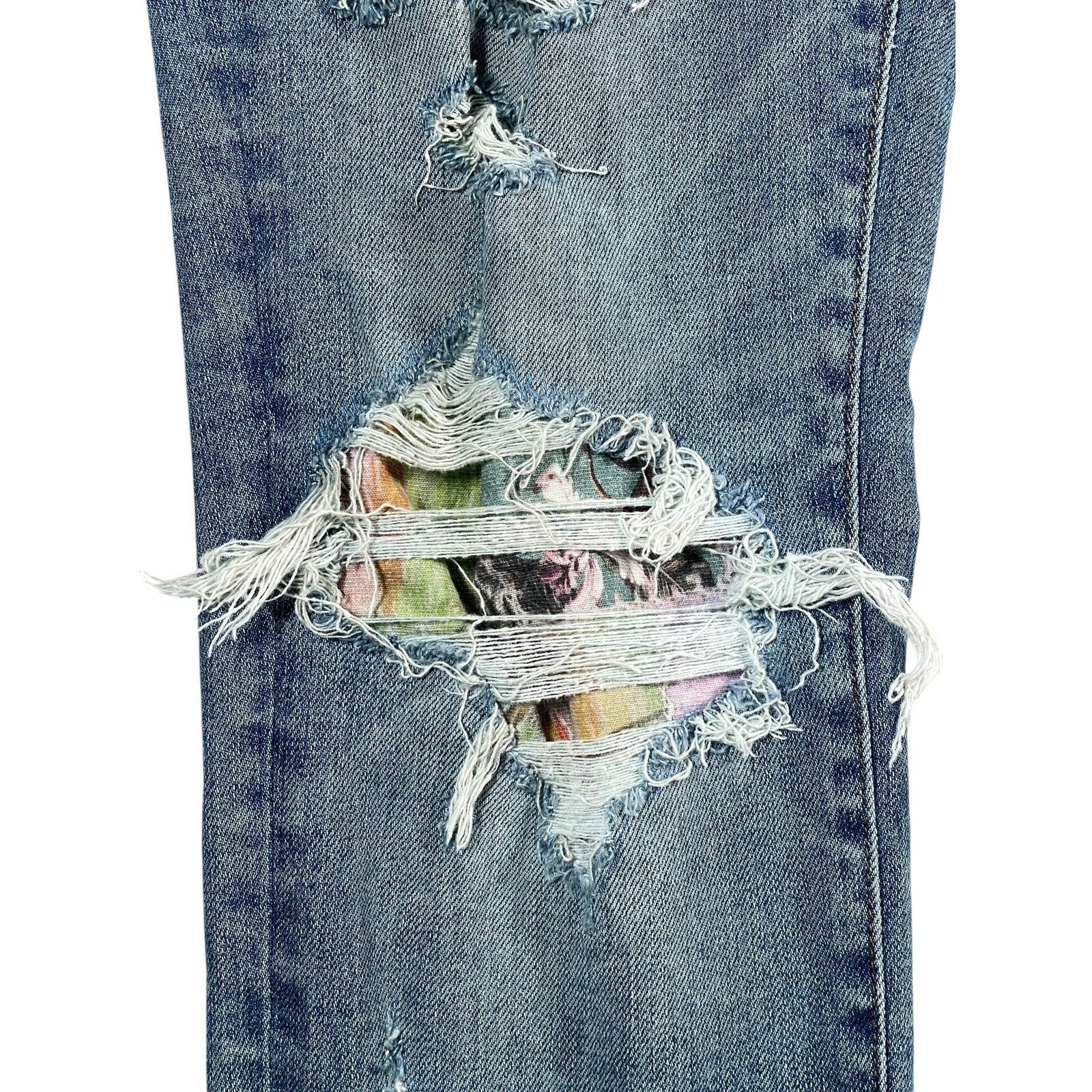 Amiri Amiri Floral Purple Patch Light Wash Jeans Size US 31 - 2 Thumbnail