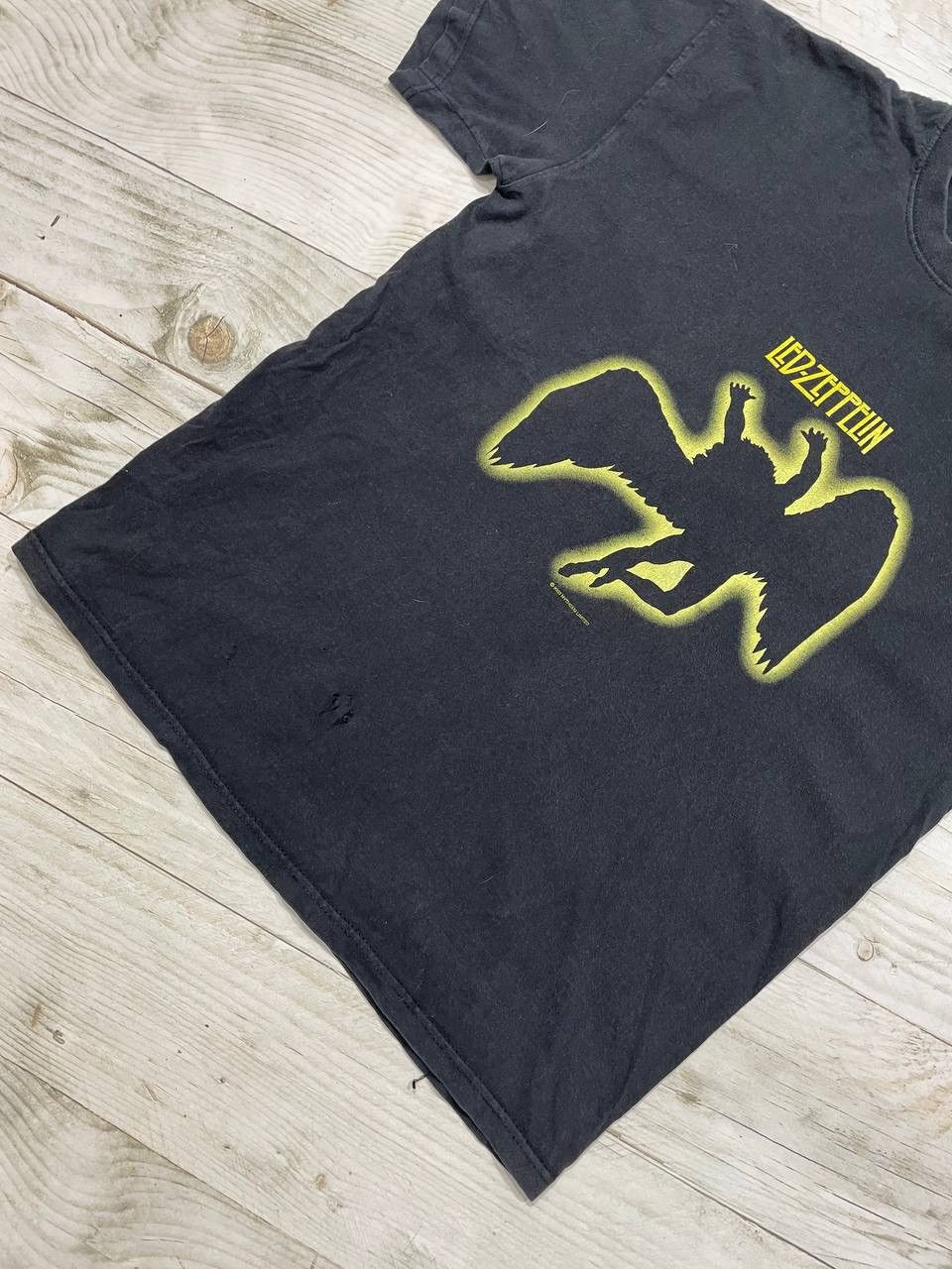 Led Zeppelin Vintage Led Zeppelin Band 2003 Silhouette Angel Logo T-Shirt Size US M / EU 48-50 / 2 - 3 Thumbnail