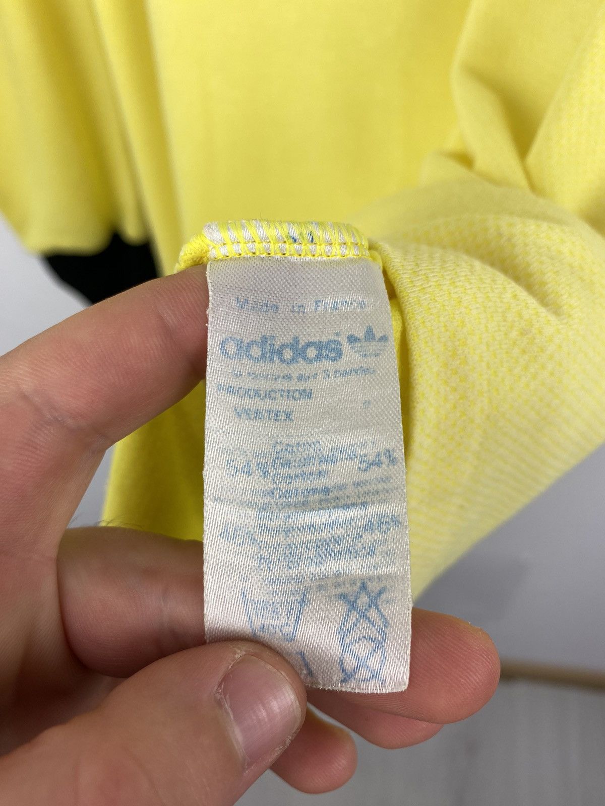 Adidas Vintage Adidas Winterthur 1980s #5 Ventex Soccer Jersey Size US L / EU 52-54 / 3 - 19 Thumbnail