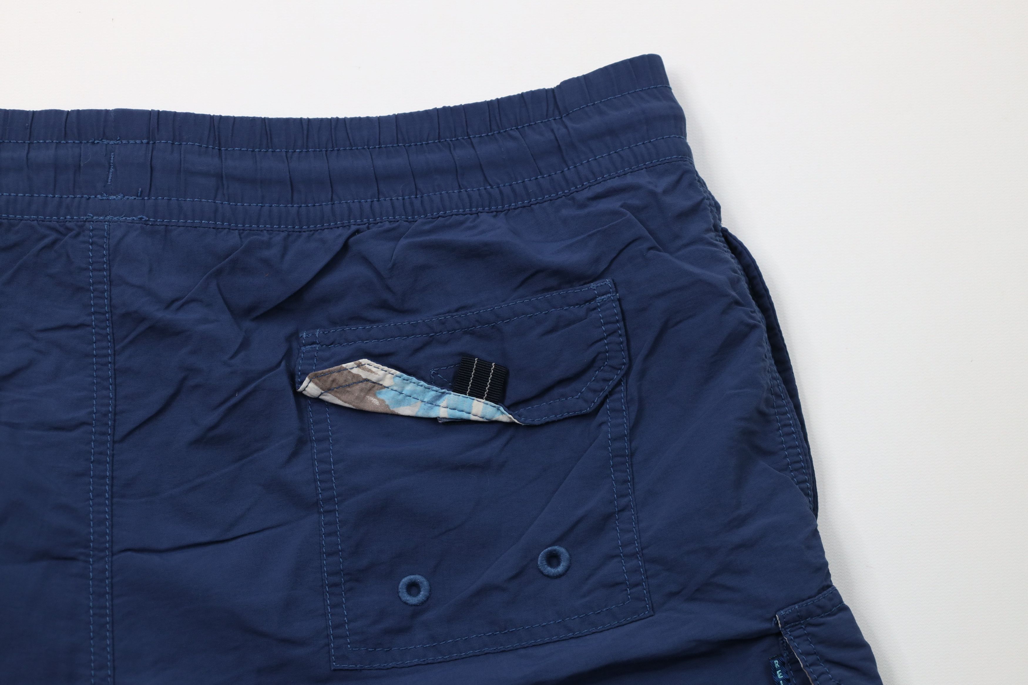 Tommy Bahama AS IS Tommy Bahama Relax Spell Out Lined Shorts Swim Trunks Size US 32 / EU 48 - 9 Thumbnail