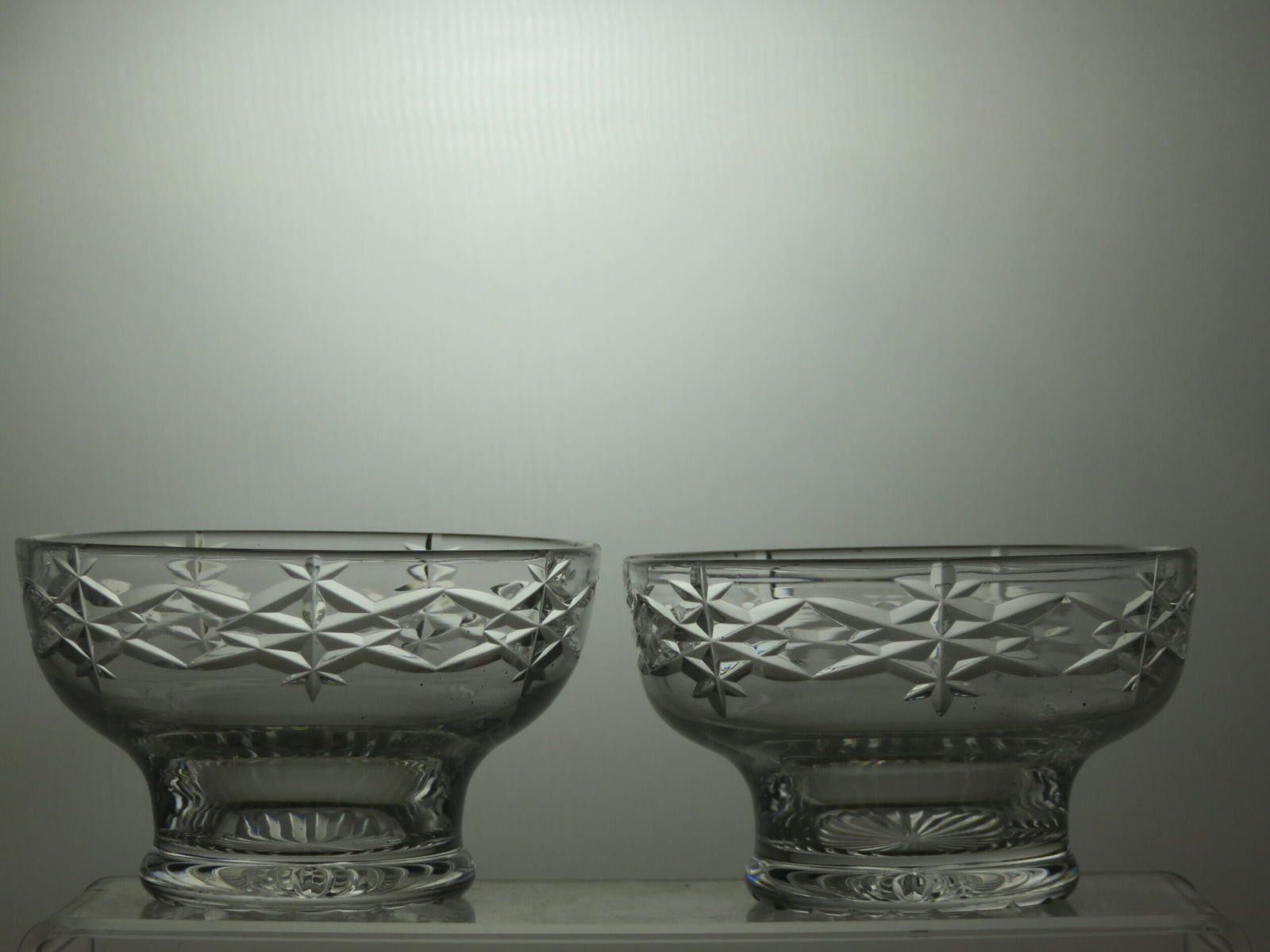 The Unbranded Brand Vintage Lead Crystal Cut Glass Set Of 2 Serving Finger bowls Size ONE SIZE - 2 Thumbnail