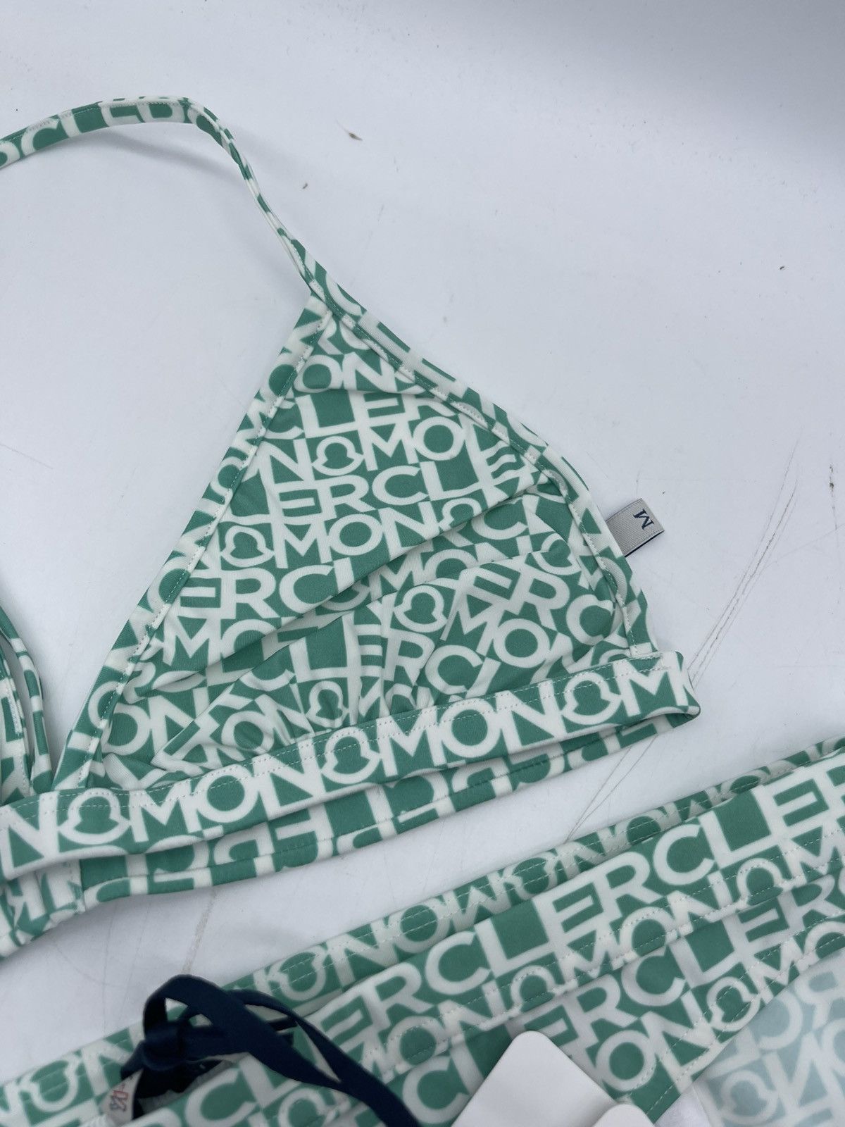 Moncler Moncler 2 piece swim suit Size M / US 6-8 / IT 42-44 - 4 Thumbnail