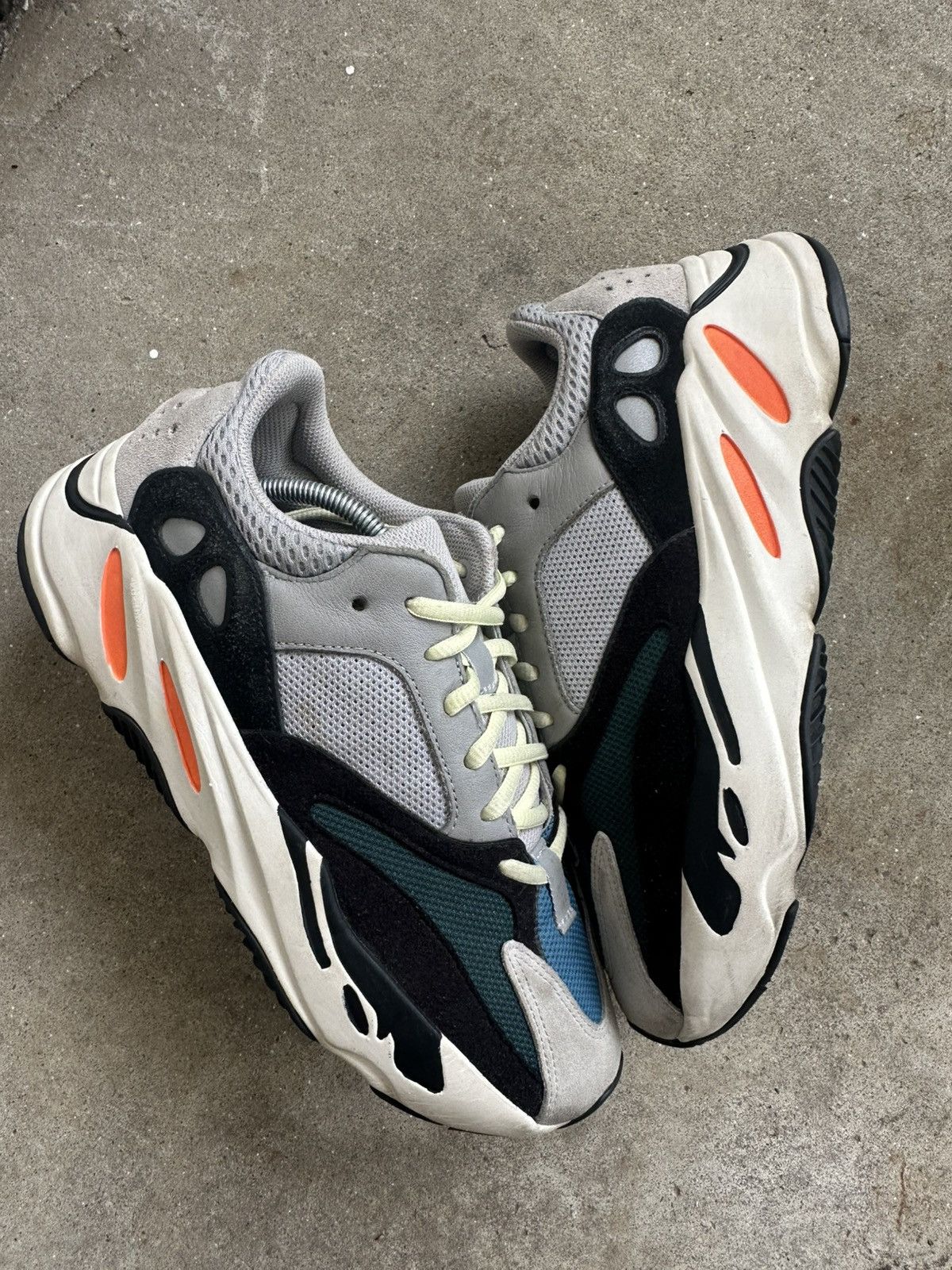 Adidas Yeezy Boost 700 Wave Runner size 8.5
