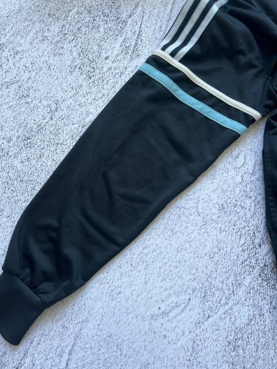 Adidas × Vintage 80s Vintage Adidas Bomber Jacket made in Hong Kong Size US M / EU 48-50 / 2 - 3 Thumbnail