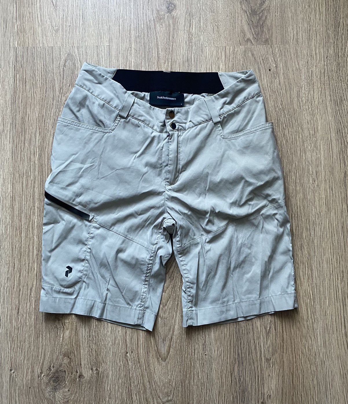Arc'teryx × Peak Performance ⛰️Peak Performans 2 pockets outdoor shorts Arcteryx style🌄 Size US 30 / EU 46 - 1 Thumbnail