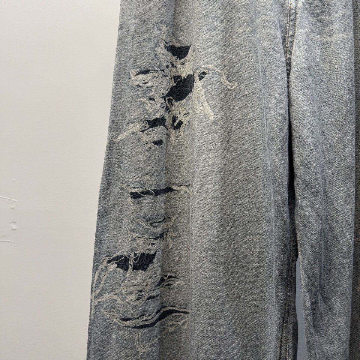 Balenciaga Balenciaga Winter 2021 Tromp L'oeil Denim Sweatpants Demna Size US 36 / EU 52 - 12 Thumbnail