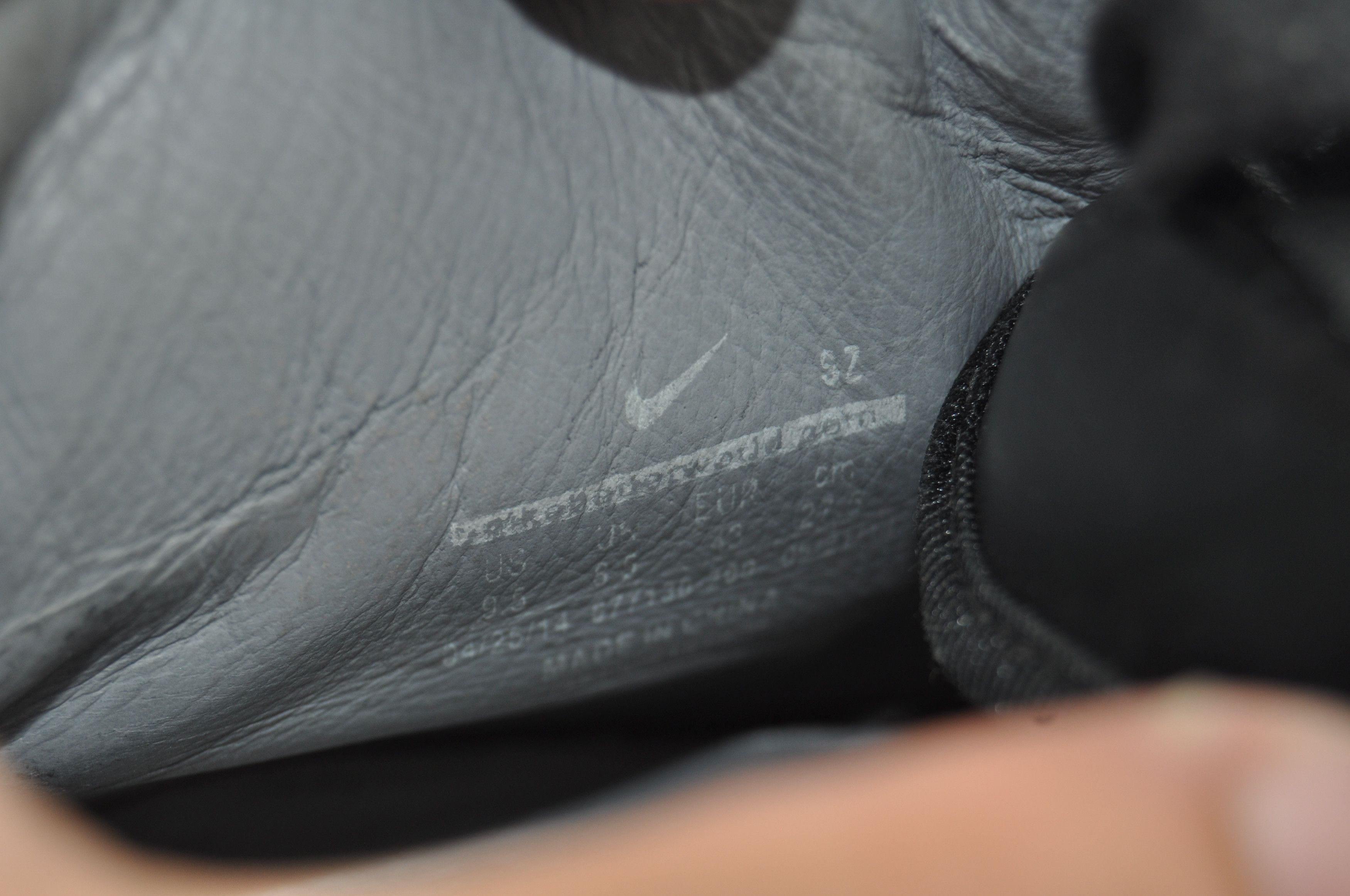 Nike × Riccardo Tisci Nike - Riccardo Tisci - 2014 - Air Force 1 Mid SP RT Size US 9.5 / EU 42-43 - 8 Thumbnail