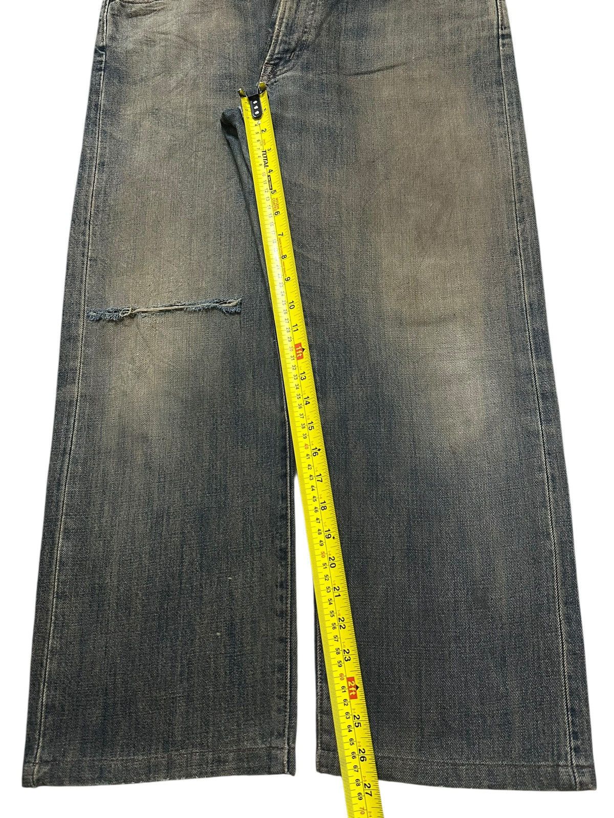 Japanese Brand Vintage Japanes Brand Mud Wash Faded Distressed Baggy Jeans Size US 34 / EU 50 - 12 Thumbnail