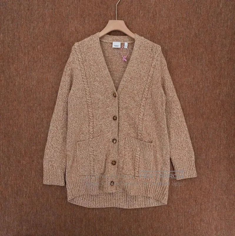 Burberry Burberry Camel Logo Long Sleeve Cardigan. Size XS / US 0-2 / IT 36-38 - 1 Thumbnail