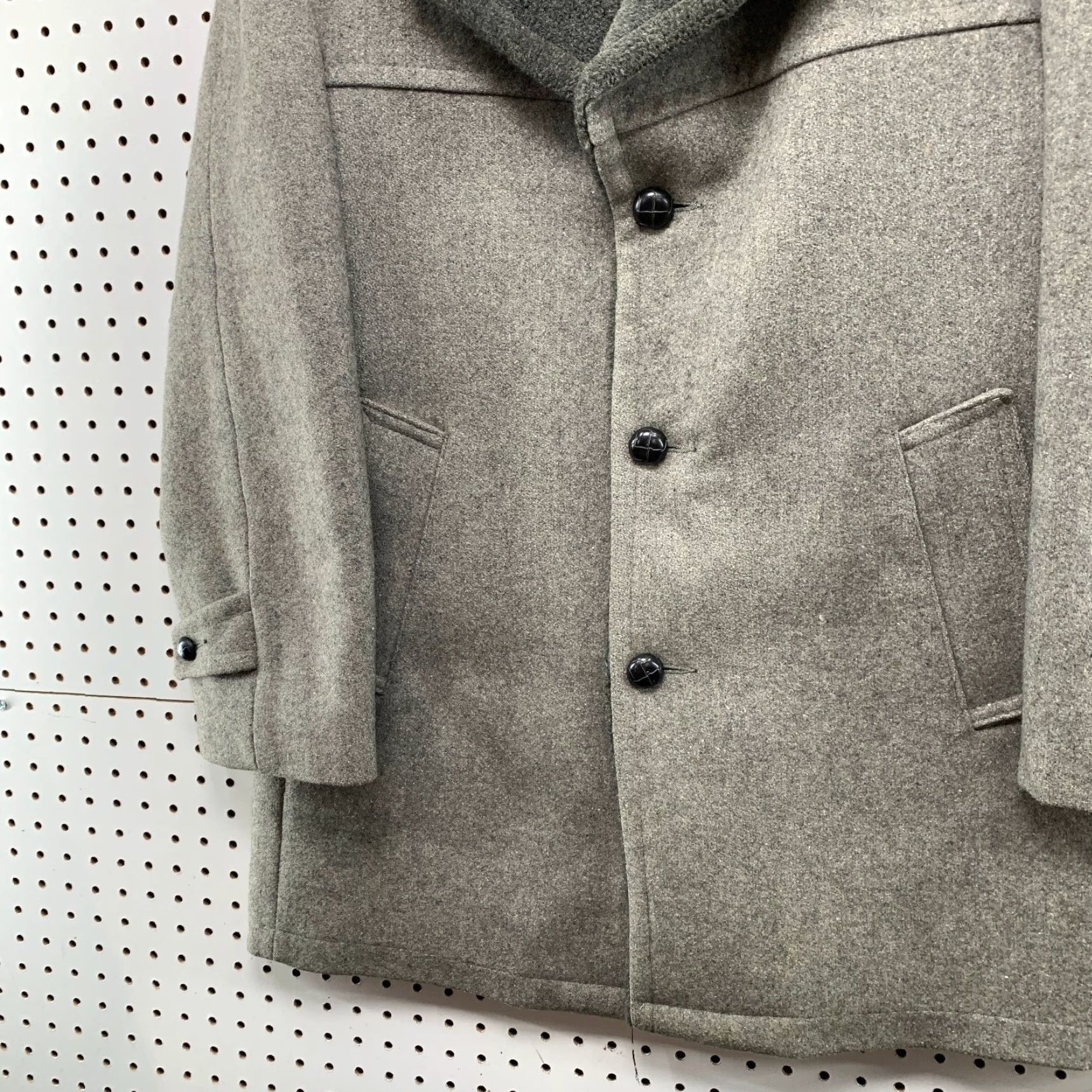 Vintage VINTAGE Casualcraft Wool Button Overcoat Mens Size 40 Gray Winter Heavyweight Coat USA Wool Tweed Long Coat Men 40 Mens Size US XXS / EU 40 - 3 Thumbnail