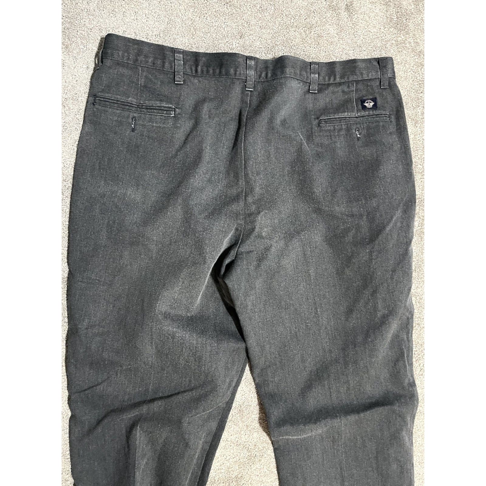 Dockers DOCKERS DOCKERS Classic Fit Pleated Dress Pants 42x32 Gray Vintage Distressed Size US 42 / EU 58 - 2 Thumbnail
