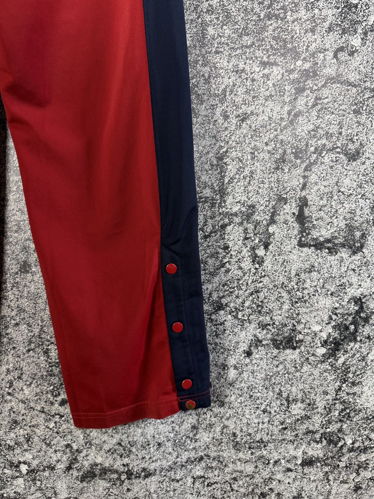 Nike Nike Track Pants Vintage Retro 90s Trousers Snap Hem Size L Size US 36 / EU 52 - 15 Thumbnail