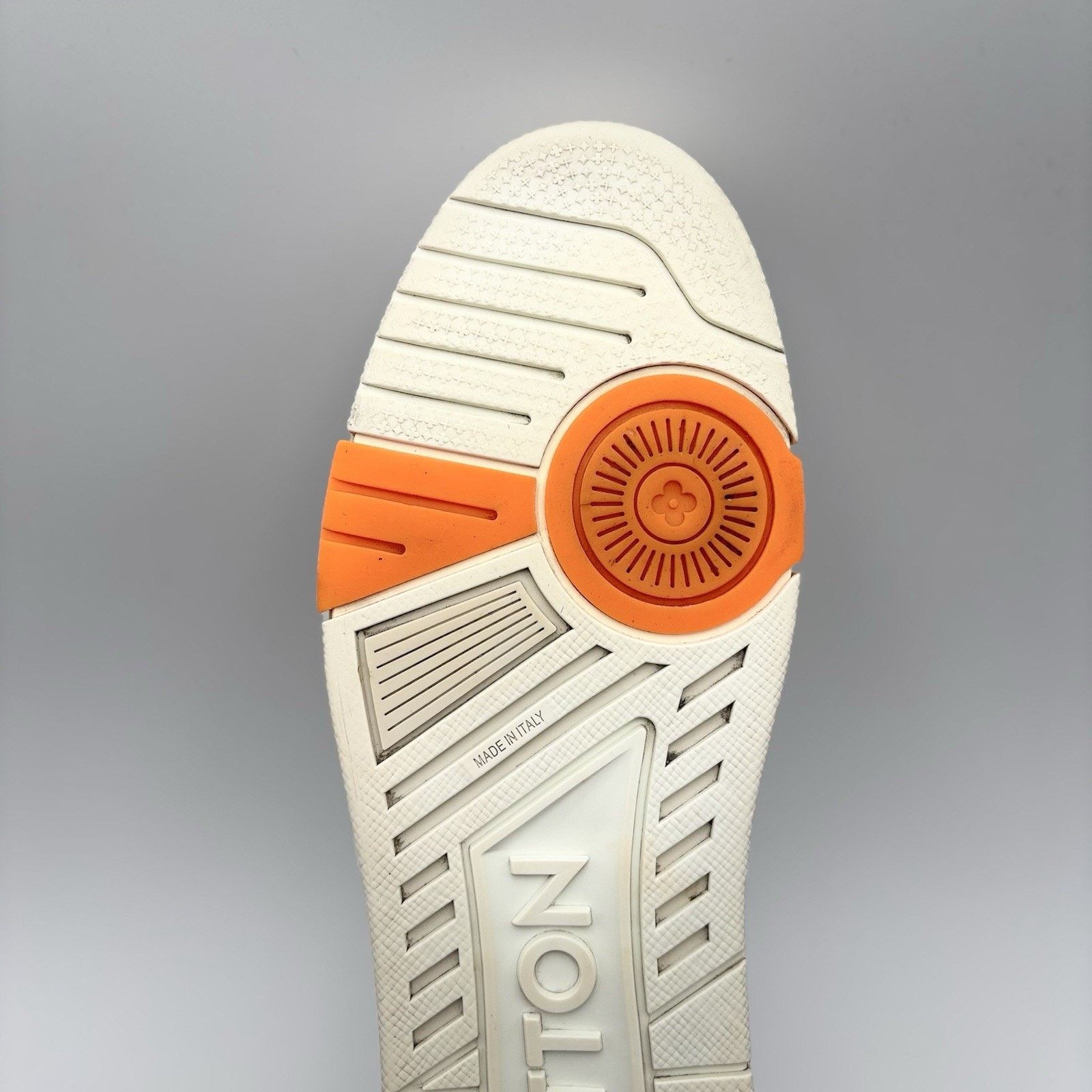 Louis Vuitton Louis Vuitton Trainer Low ' Metallic Silver Orange ' Size US 11.5 / EU 44-45 - 10 Thumbnail