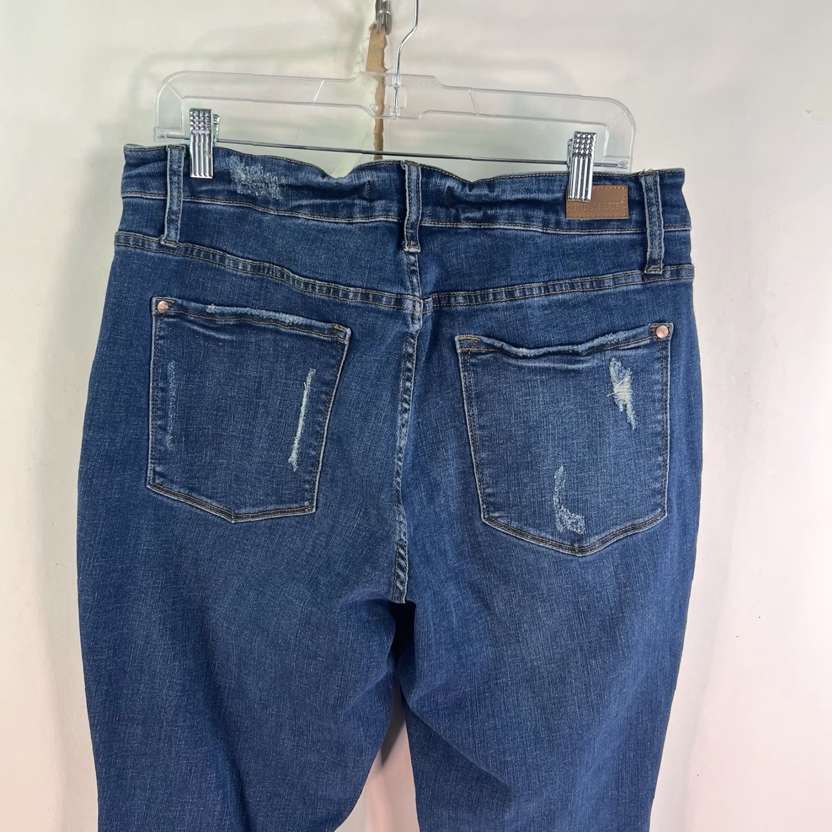 Vintage Judy Blue Park Ridge High Rise Boyfriend Denim Jeans Womens 16W 36X27 Distressed Blue Denim Jeans Bohemian City Preppy 90s Womens Jeans (16W) Size 38" / US 16 / IT 52 - 7 Thumbnail