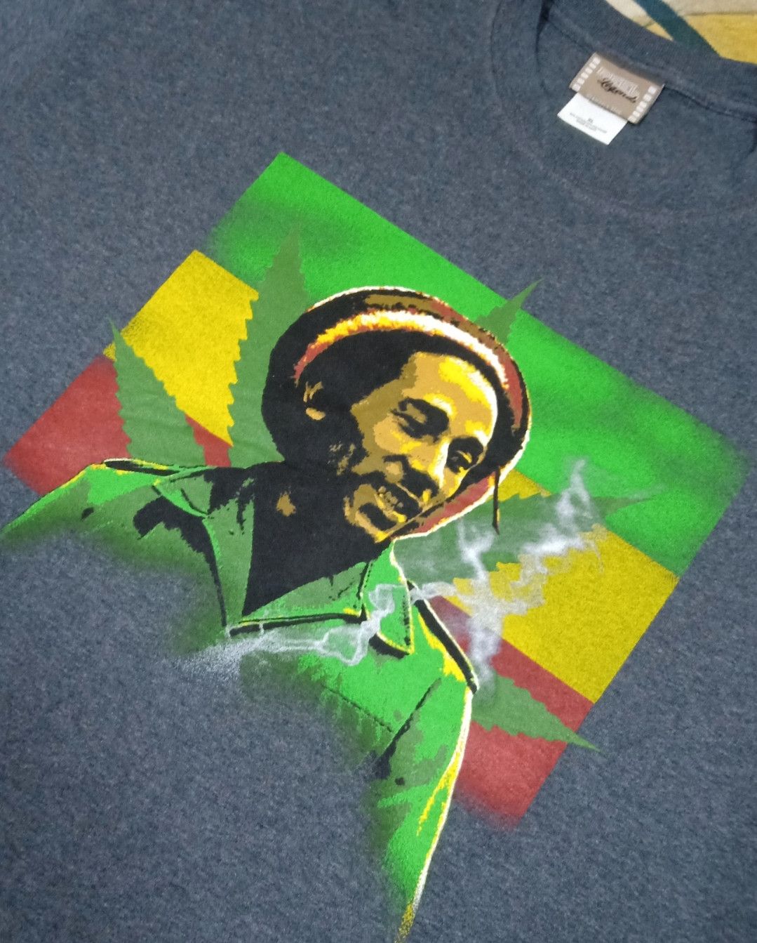 Bob Marley × Legendary Goods × Reel Legends Vintage Bob Marley Rasta Flag T-shirt Size US XL / EU 56 / 4 - 5 Thumbnail