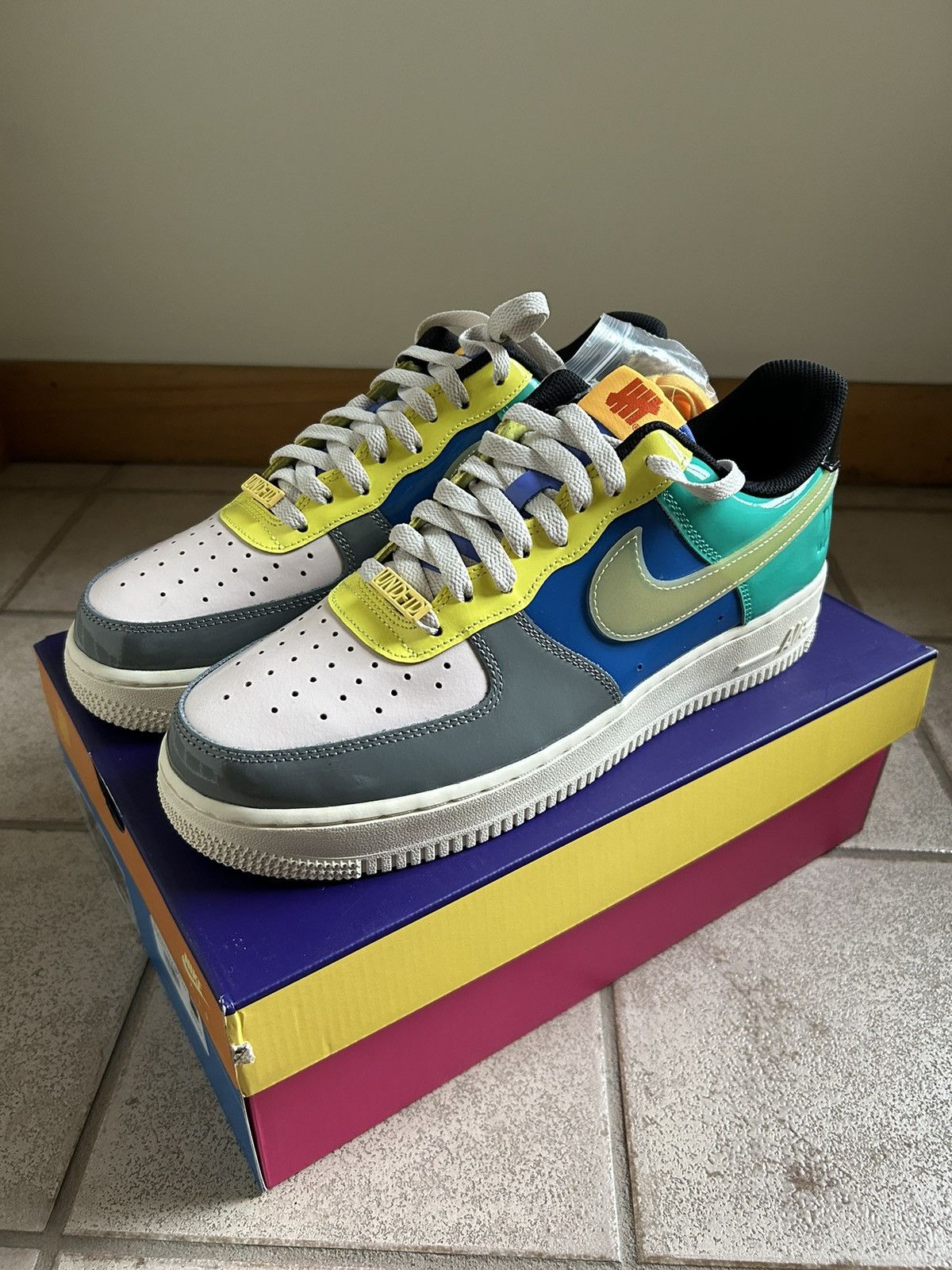 undefeated air force 1 low
