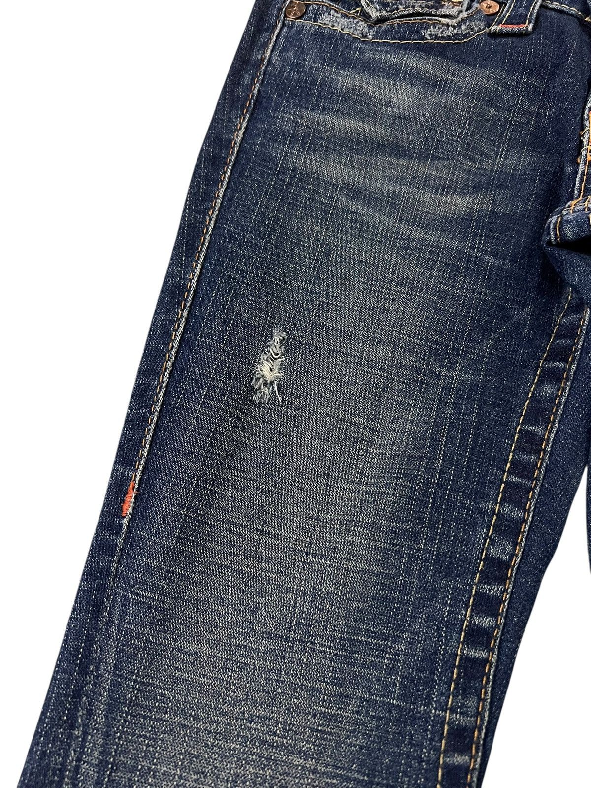 True Religion Flare Jean True Religion Twist Leg Distress Jean Size 27" / US 4 / IT 40 - 6 Thumbnail