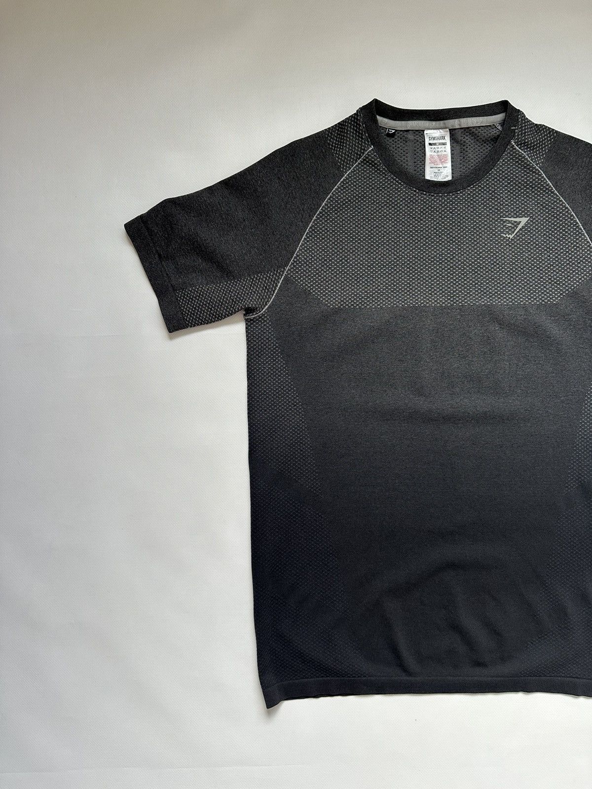 Gymshark Gymshark t shirt size M Size US M / EU 48-50 / 2 - 3 Thumbnail