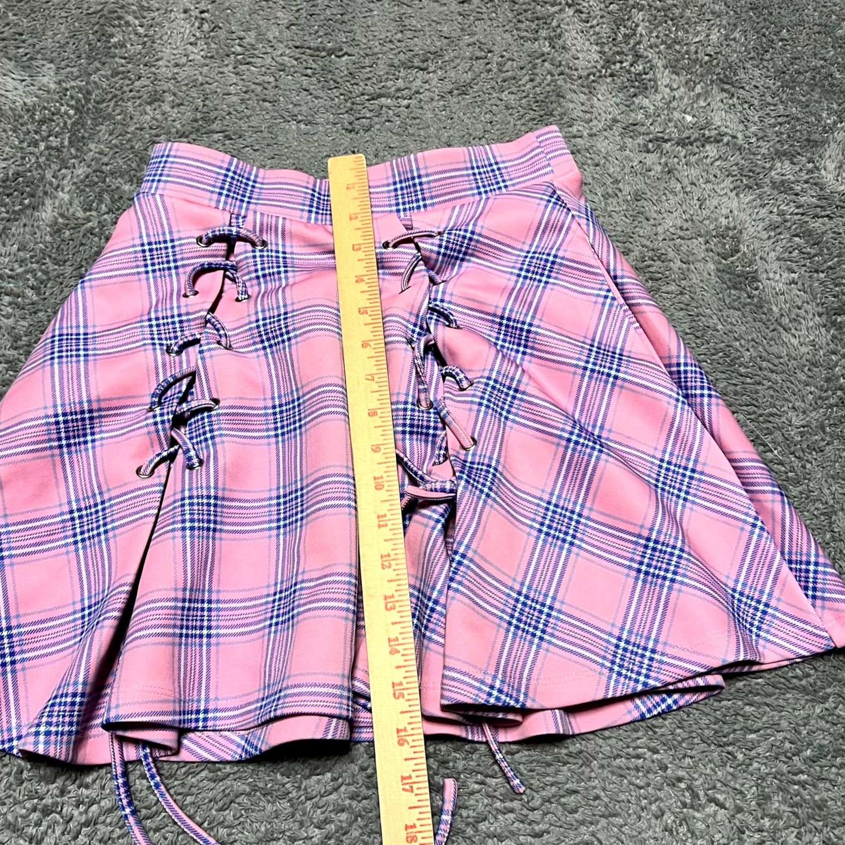 Hot Topic VINTAGE Hot Topic Skirt Womens Small Pink Plaid Mini Gothic Punk S Pink Ladies Short Mini Skirt Womens Size 28" / US 6 / IT 42 - 5 Thumbnail