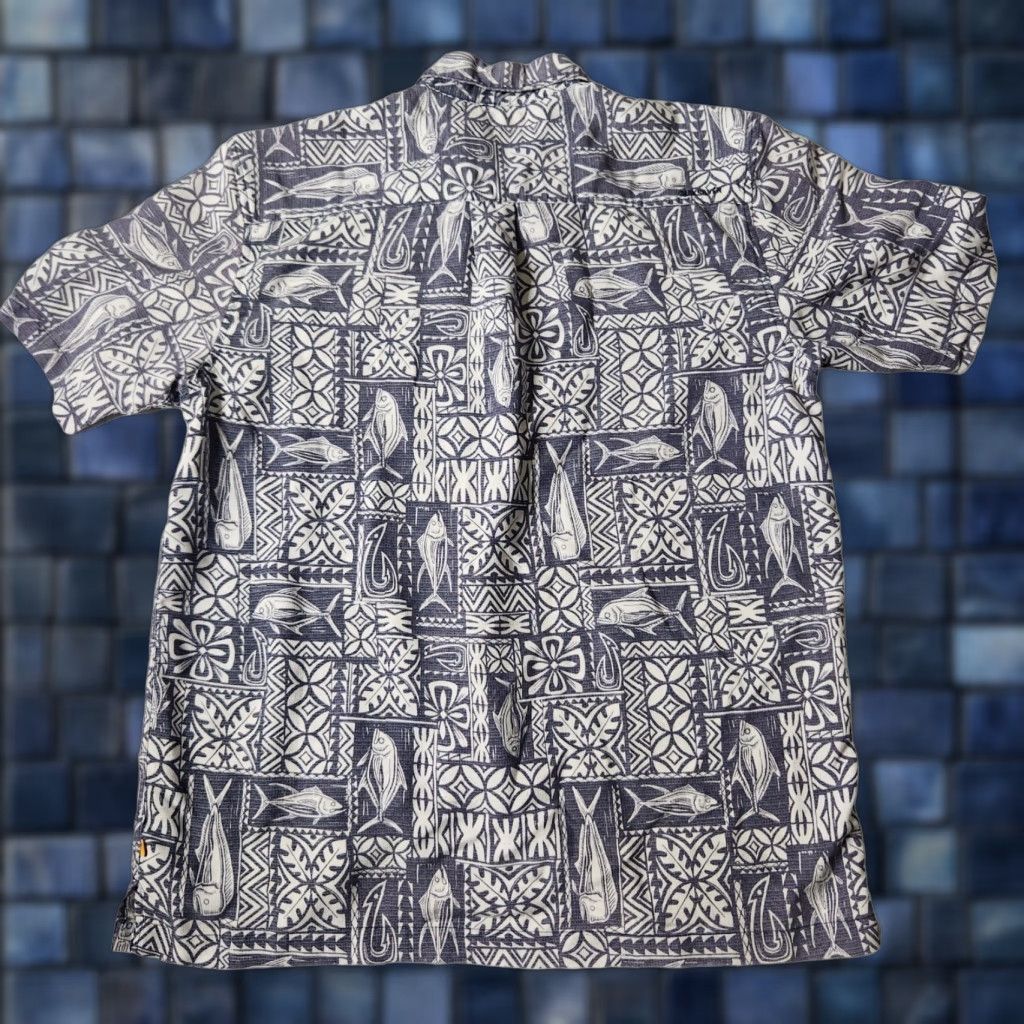 Quiksilver Quicksilver Waterman Button-Down Short Sleeve Shirt M Fish Print Blue Polyester Blend Men's Shirt Size US M / EU 48-50 / 2 - 1 Thumbnail