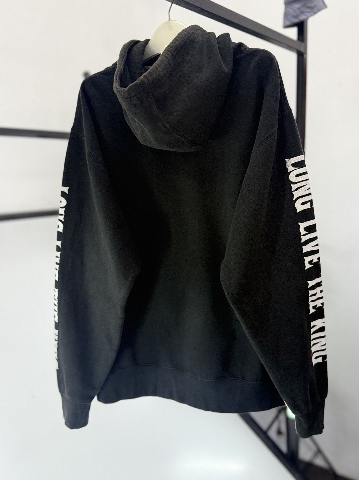 Band Tees 🔥 Lagendary Rappers Long Live the King Tupac Shakur Hoodie Size US M / EU 48-50 / 2 - 17 Thumbnail