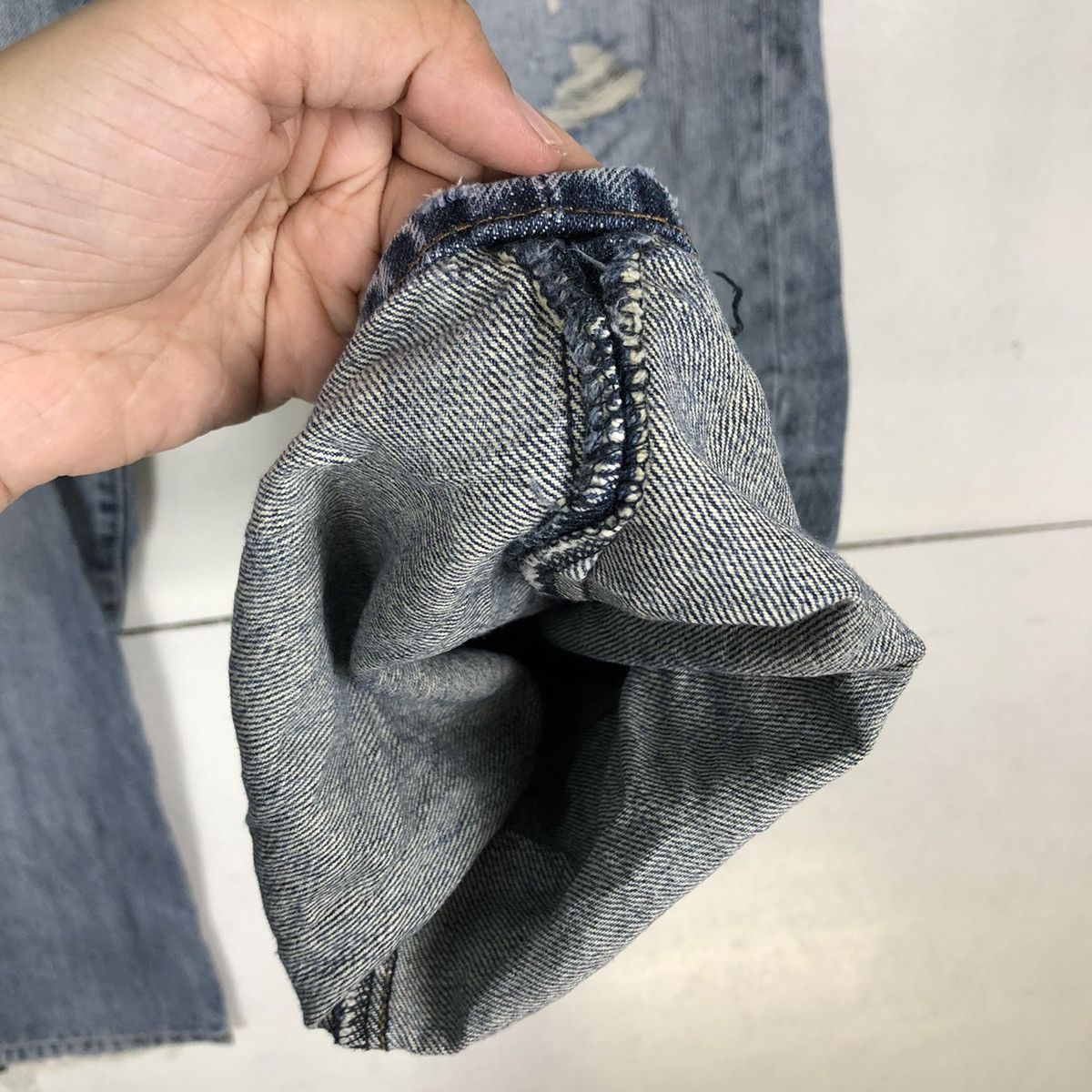 Japanese Brand 🔥90’s VINTAGE HANES DISTRESSED DENIM JEANS LOOSE CUT Size US 29 - 12 Thumbnail