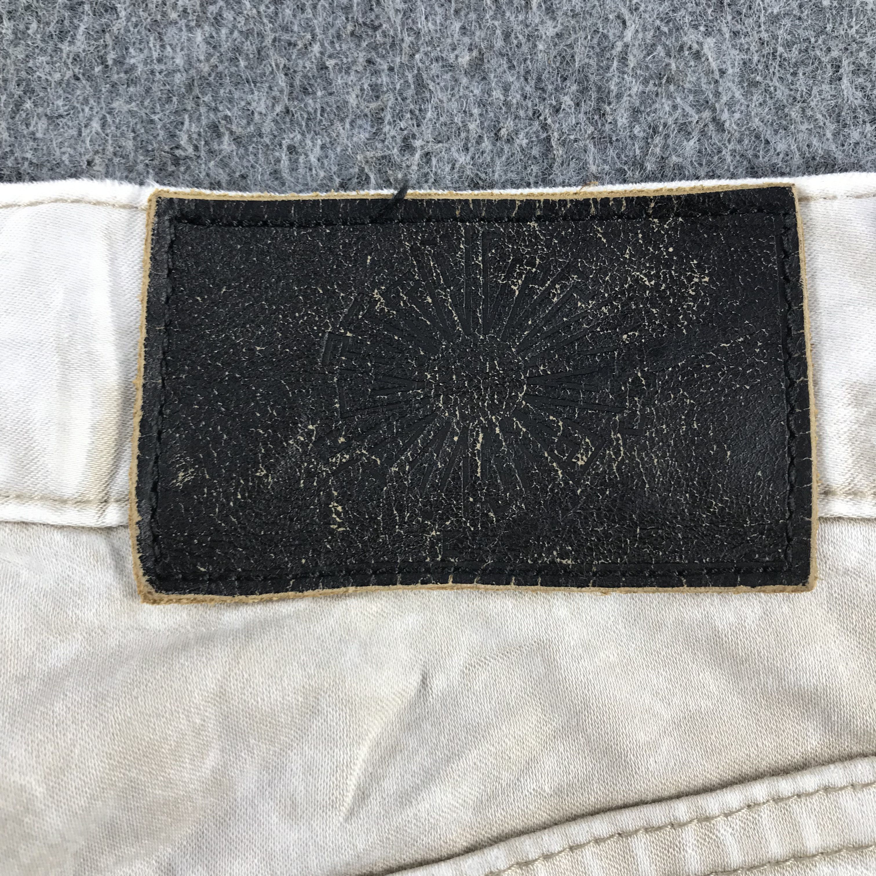 Tornado Mart Tornado Mart Jeans Flare Denim KJ3411 Size US 32 / EU 48 - 5 Thumbnail