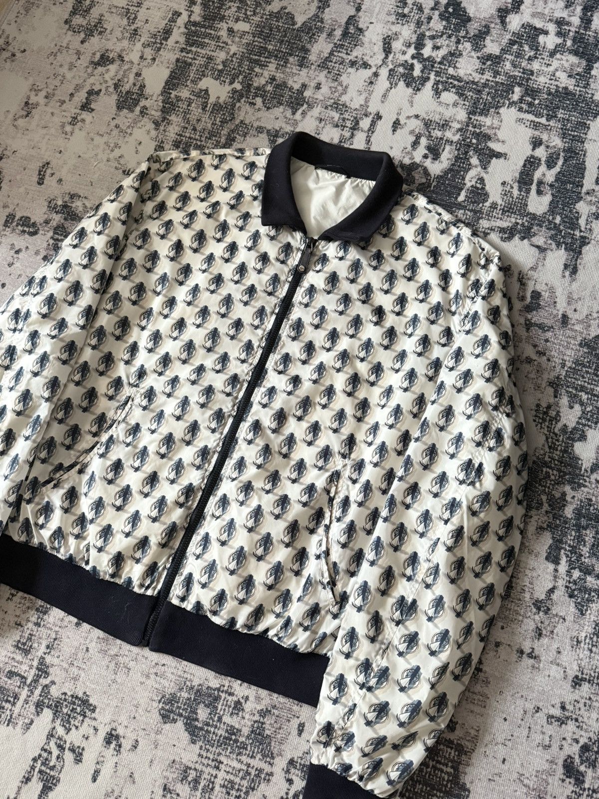 Gucci 🔥GUCCI MONOGRAM JACKET WHITE AND BLACK Size US L / EU 52-54 / 3 - 6 Thumbnail