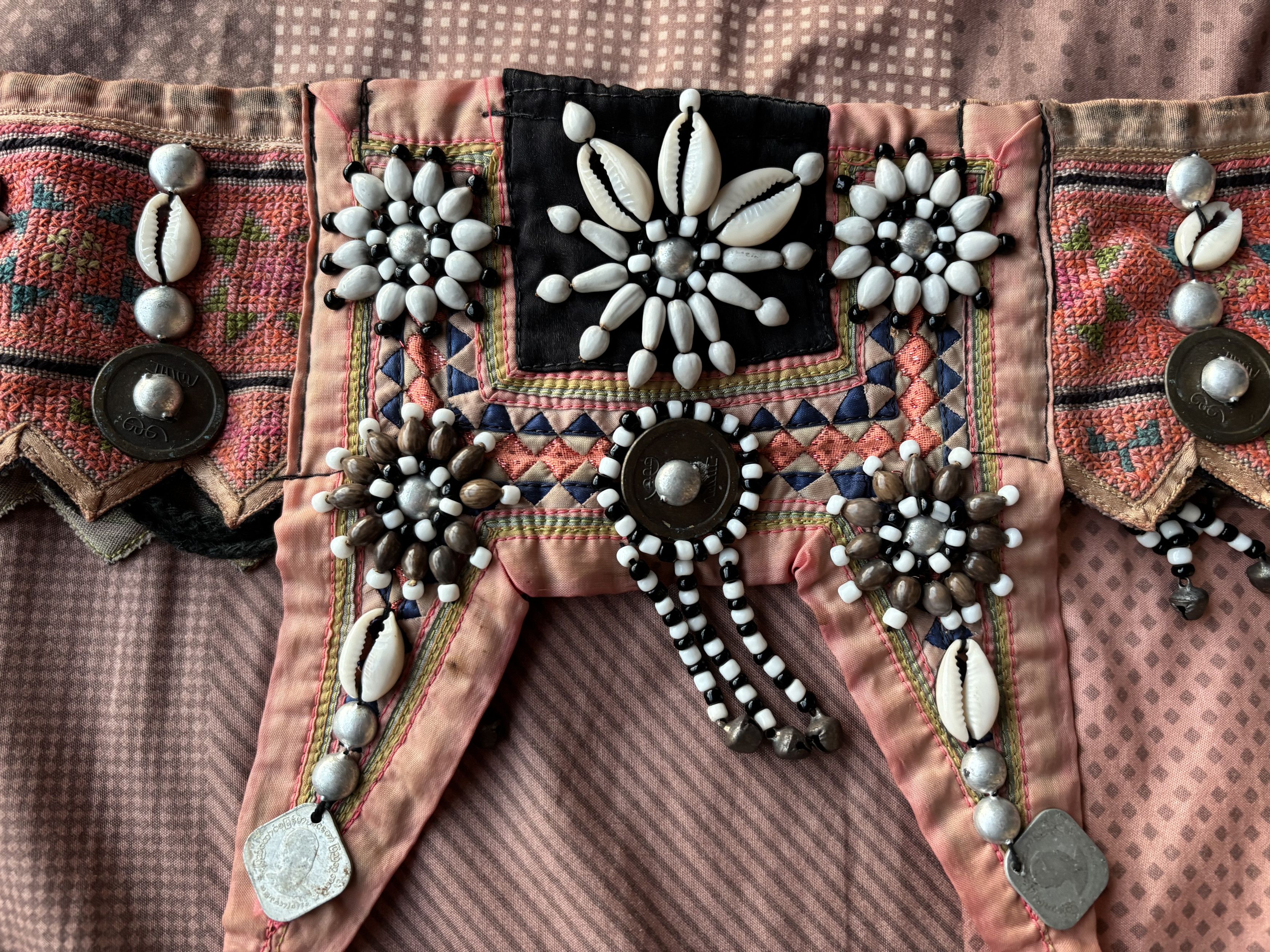 Handmade Handmade Ethnic Thai Hill Tribe Beads & Cowrie Shell Belt Size ONE SIZE - 12 Thumbnail