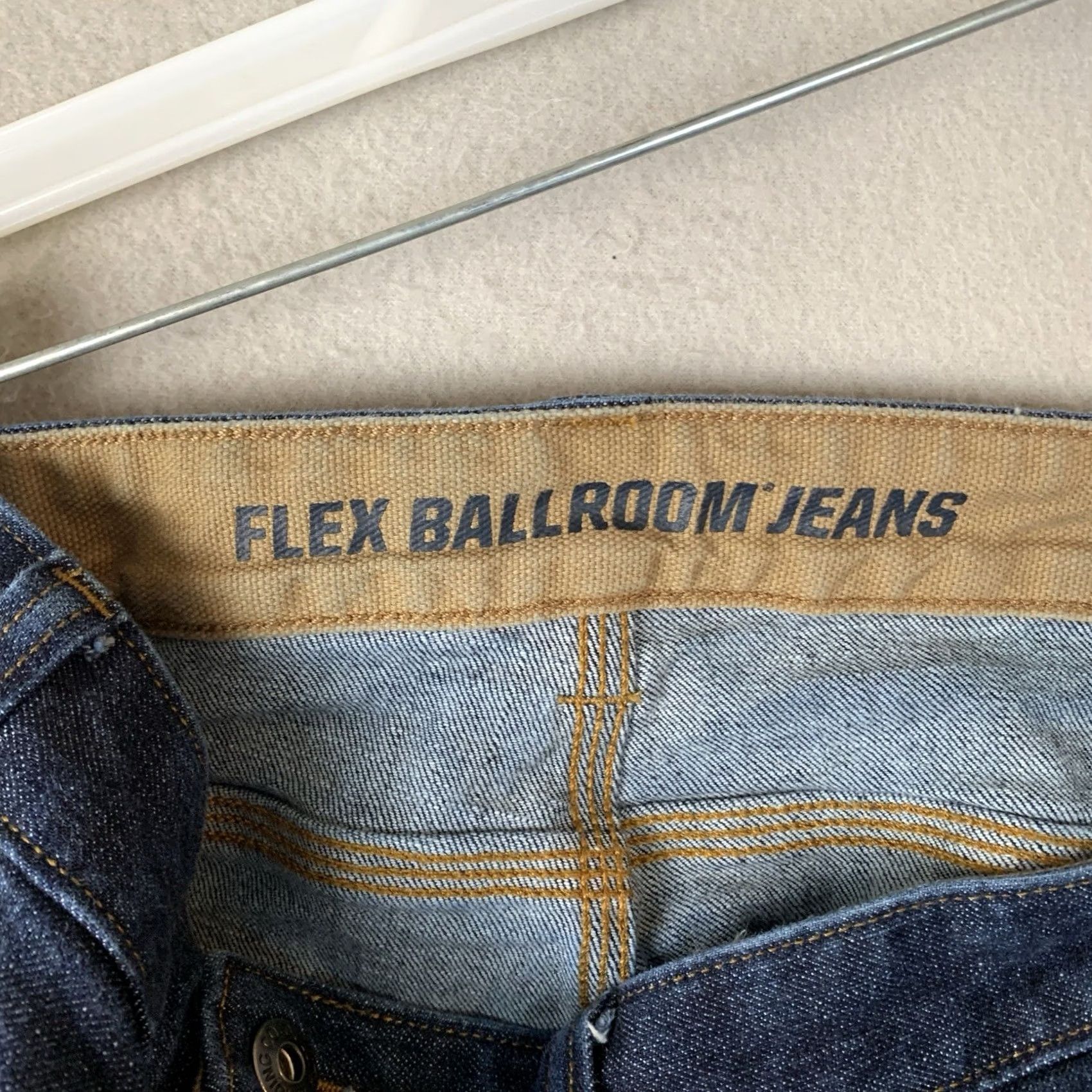 Duluth Trading Company Duluth Trading Co Jeans BallRoom Double Flex Men 38x32 Blue Denim Cotton Blend Regular Straight 5-Pocket Button Zip Vintage No Size US 38 / EU 54 - 3 Thumbnail