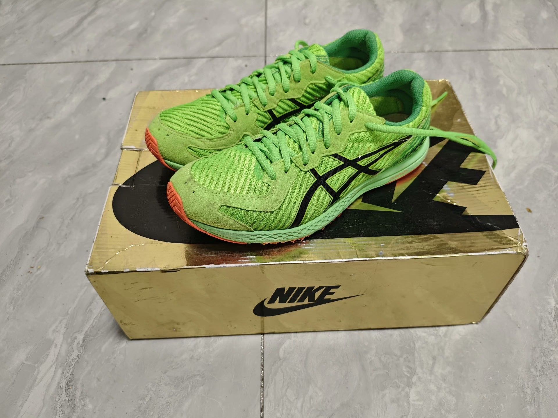 Asics Asics Running Green Lowtop Sneakers 6 Men Size US 6 / EU 39 - 1 Thumbnail