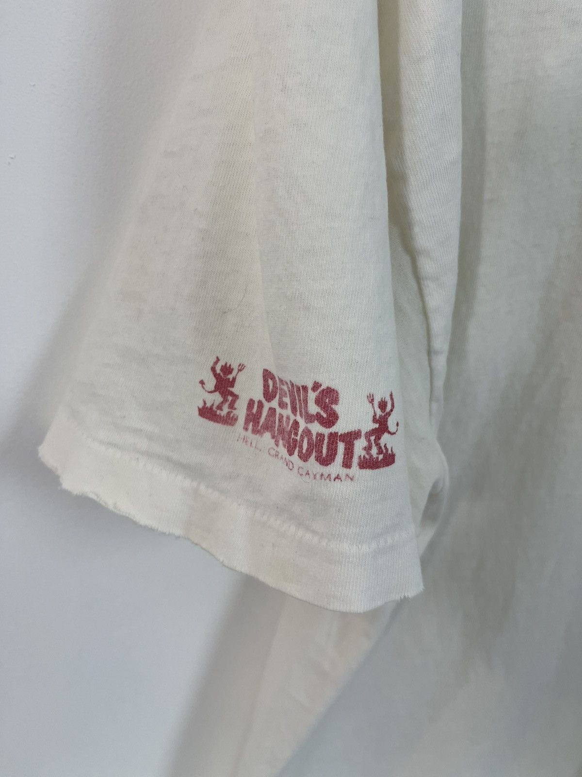 Vintage Single Stitch Sex Joke Thrashed Beach Tee Size US XL / EU 56 / 4 - 8 Thumbnail
