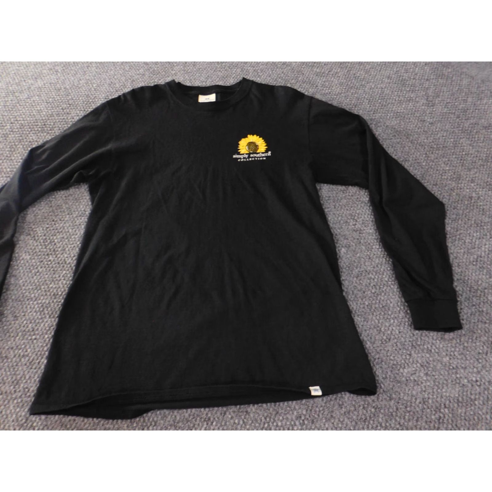 Vintage Simply Southern shirt Medium black floral graphic tee mens blessed long sleeve shirt M Black Floral Graphic Tee Mens Blessed Long Sleeve Shirt Size US M / EU 48-50 / 2 - 3 Thumbnail