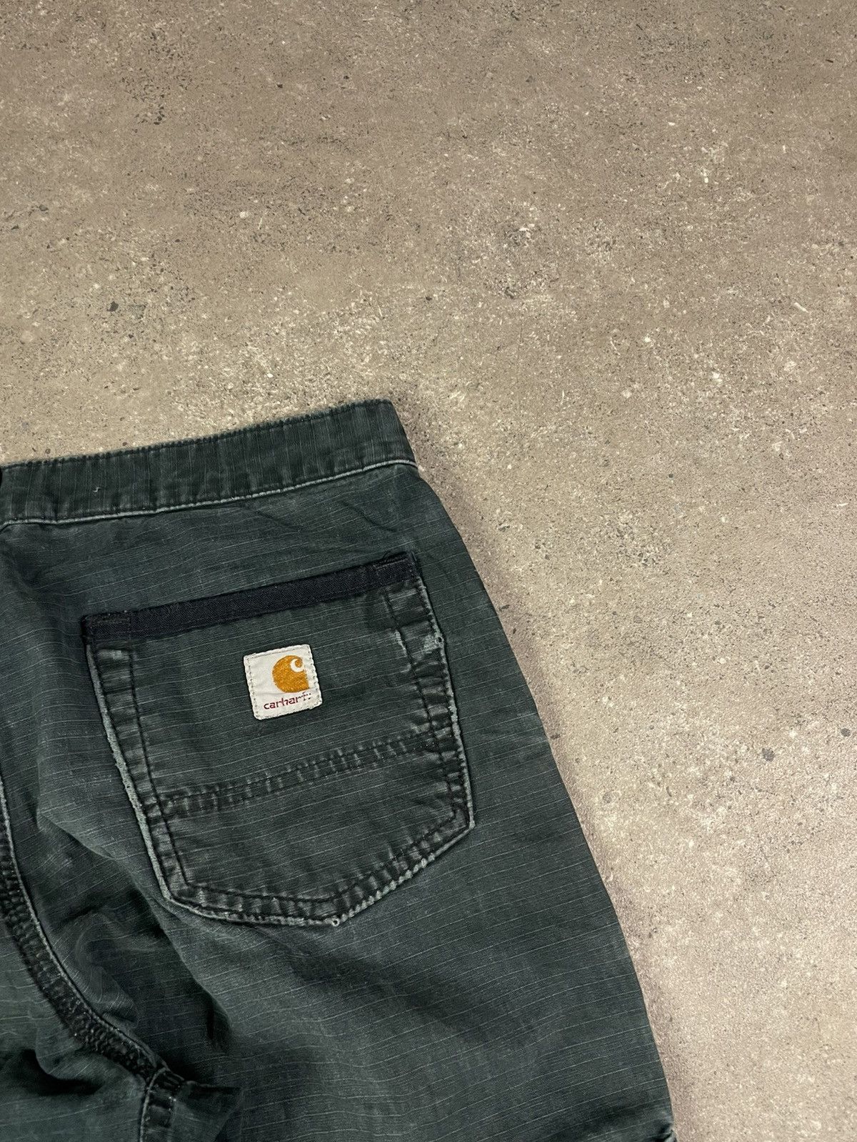 Carhartt × Vintage Vintage Y2K Carhartt Distressed workwear Pants Size US 32 / EU 48 - 4 Thumbnail
