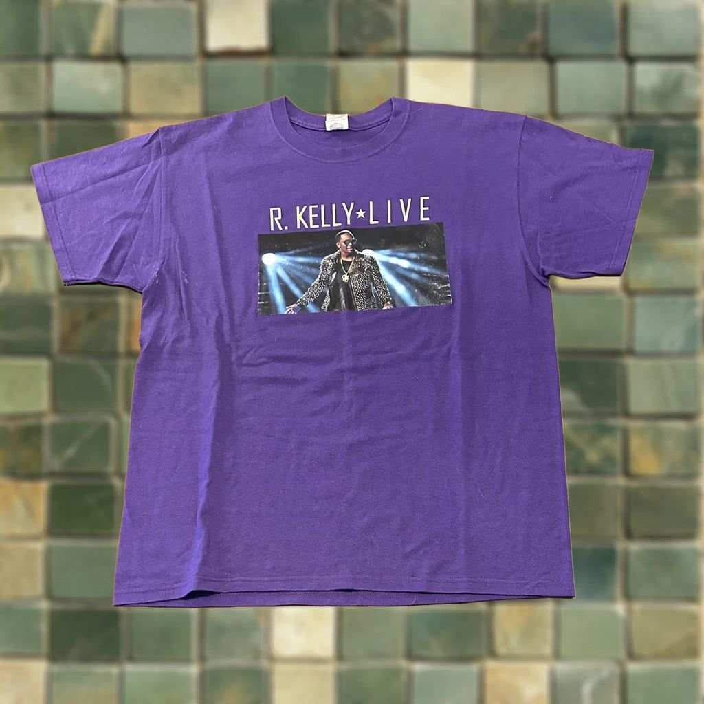 Fruit Of The Loom R. Kelly Tour T-Shirt Live Delta Pro Weight XL Purple Cotton Fruit of the Loom Regular Men Short Sleeve Logo Print Vintage? Size US XL / EU 56 / 4 - 1 Thumbnail