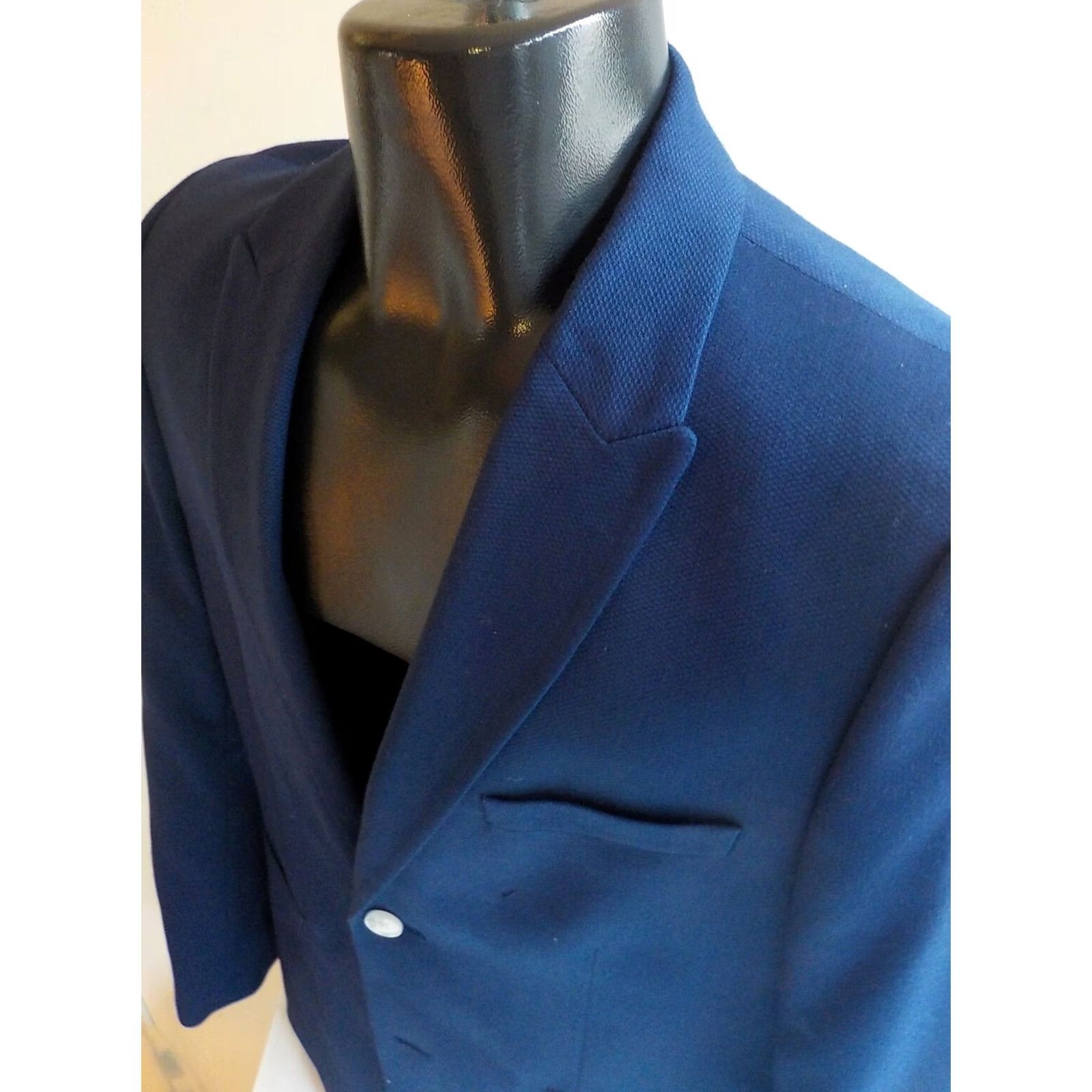 H&M H&M 2 Button Textured Suit Blue with White Buttons Jacket/Coat Size 40R Pants Size 33 Flat Front 30X? (Note: This is invalid due to constraints) Size 40R - 6 Thumbnail